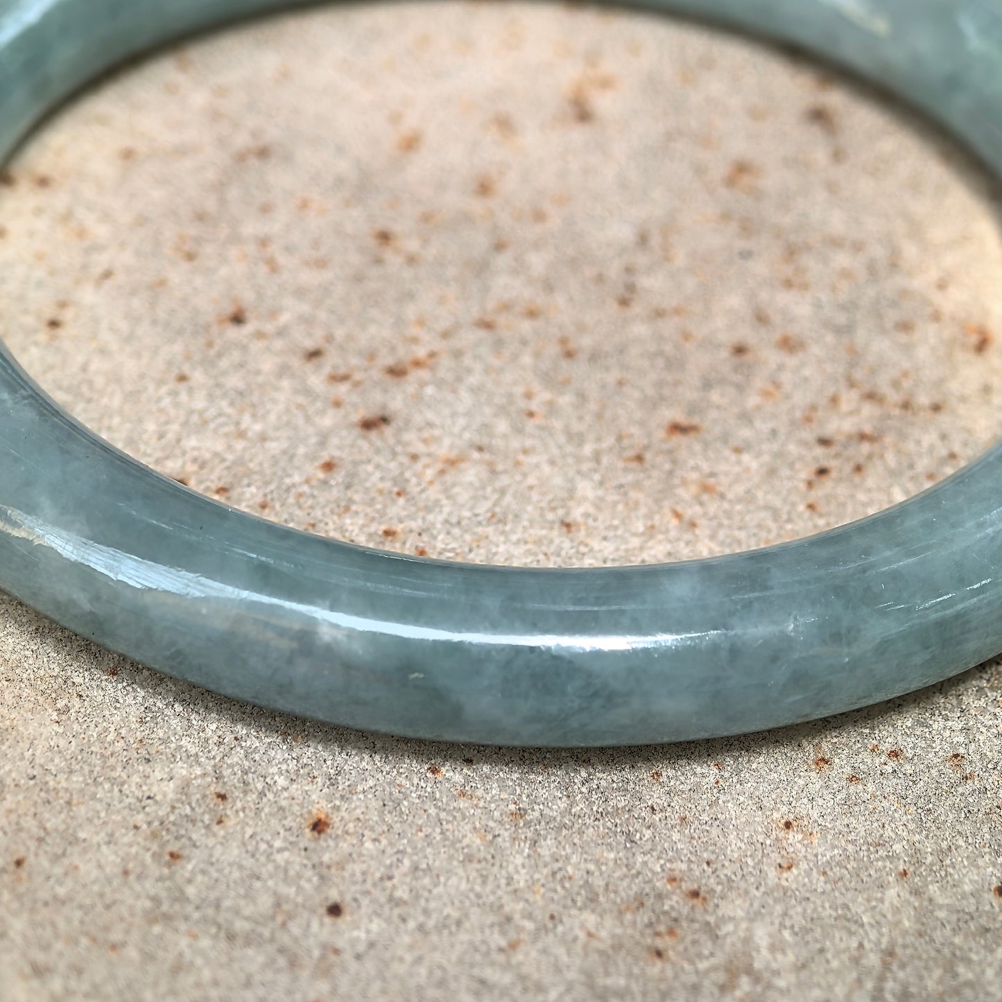 Natural Grade-A Jadeite Glutinous Oil-Green Round Bangle · Burmese Jade 54mm