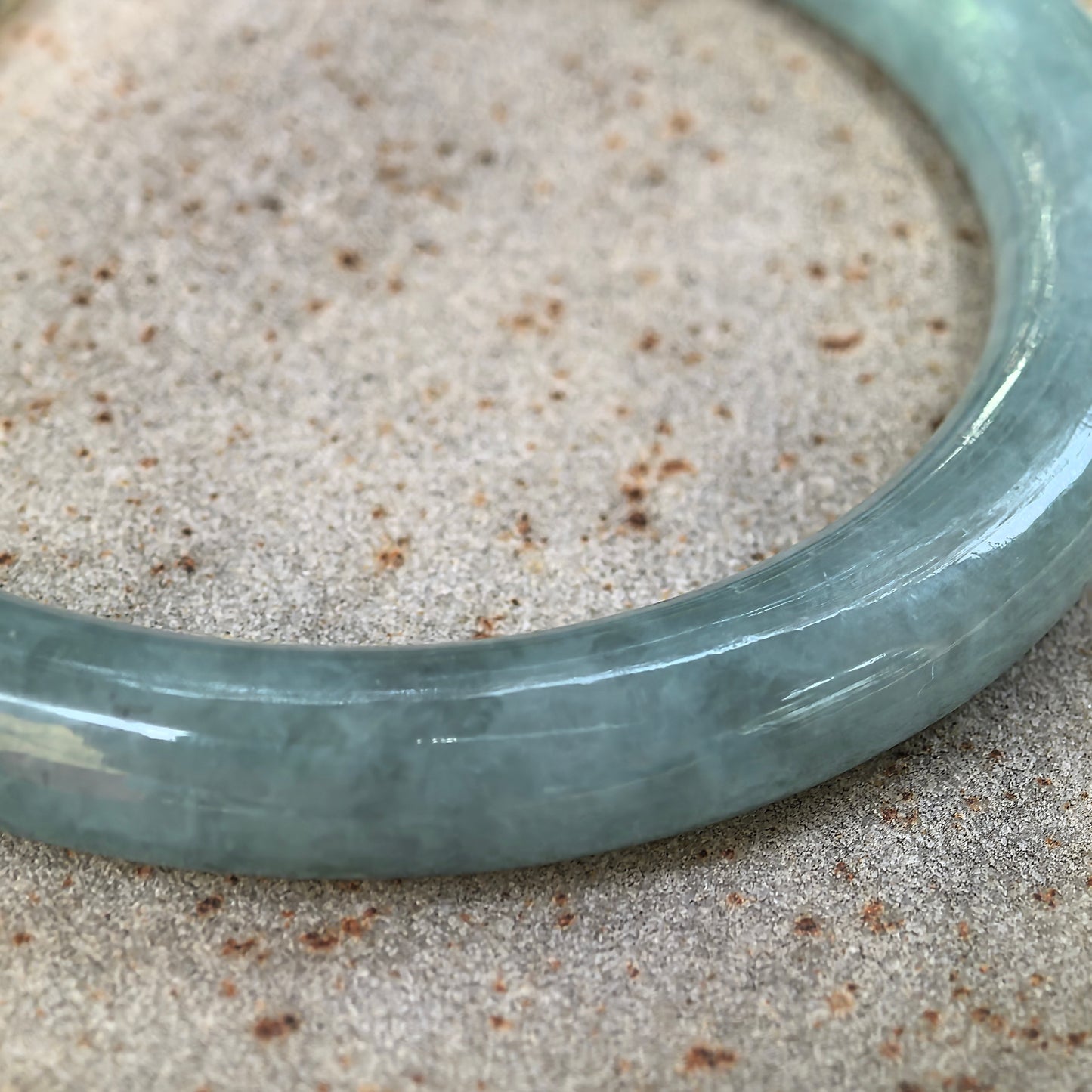 Natural Grade-A Jadeite Glutinous Oil-Green Round Bangle · Burmese Jade 54mm