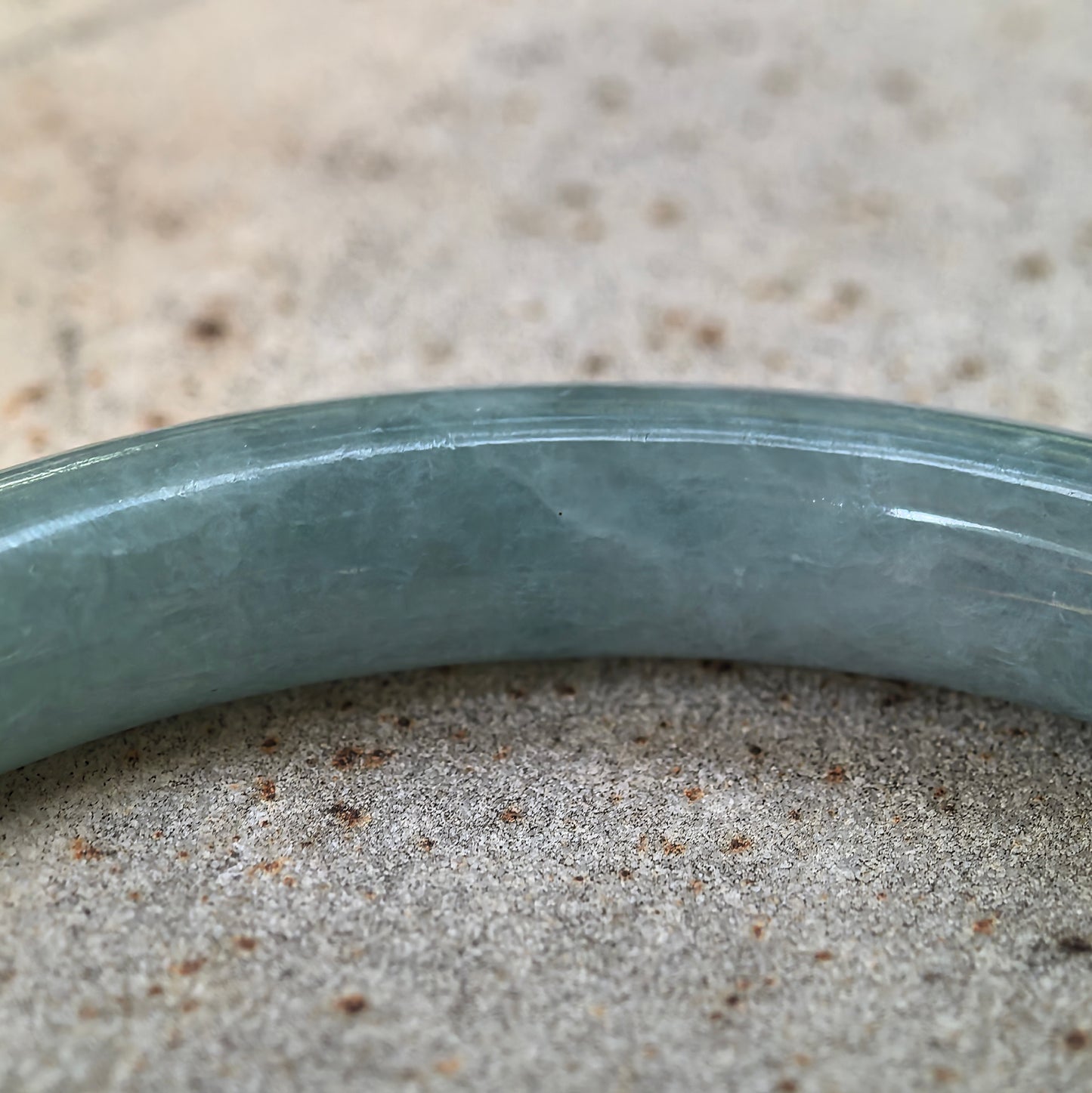 Natural Grade-A Jadeite Glutinous Oil-Green Round Bangle · Burmese Jade 54mm