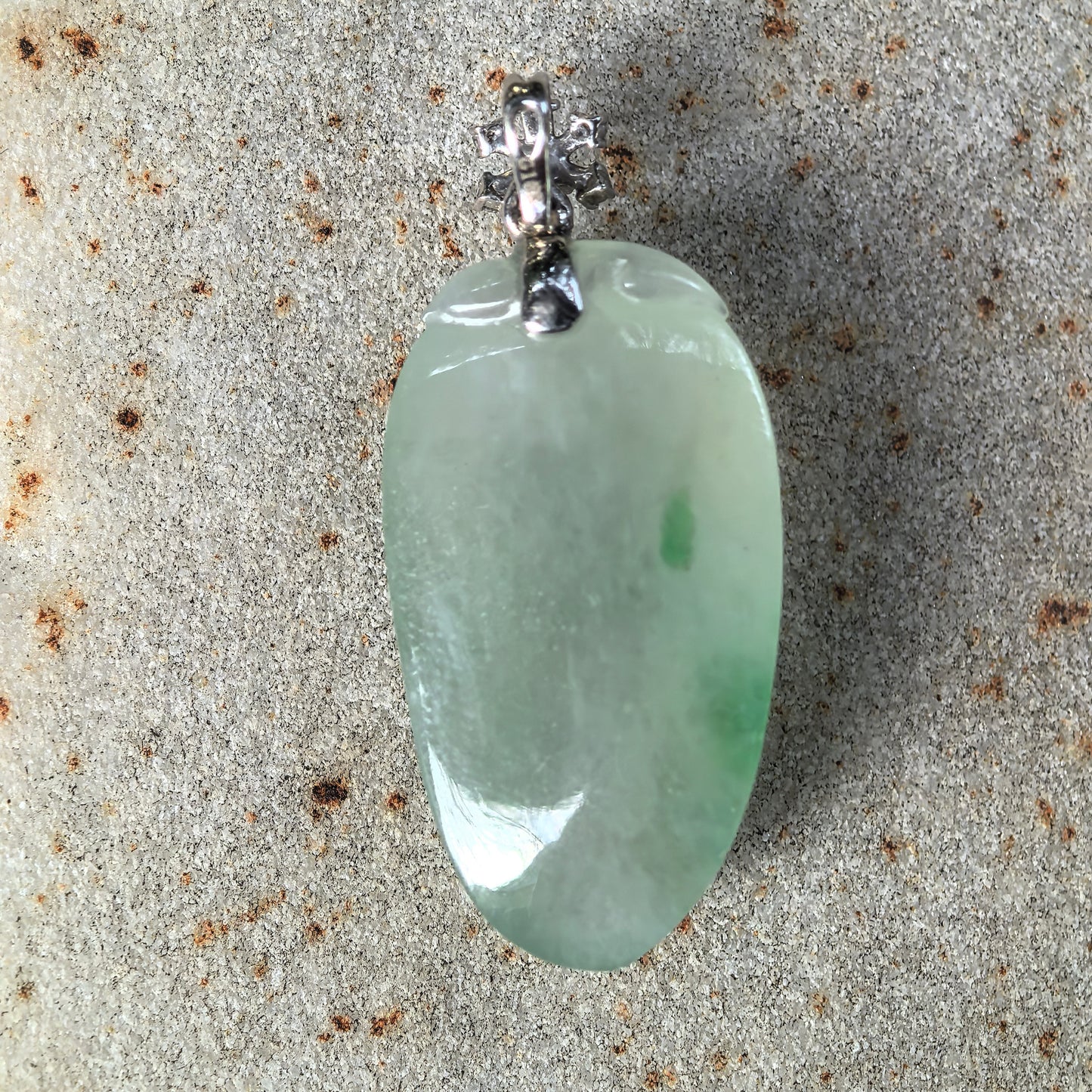 Natural Grade-A Icy Glutinous Light Green Melon Jadeite Pendant · Burmese Jade