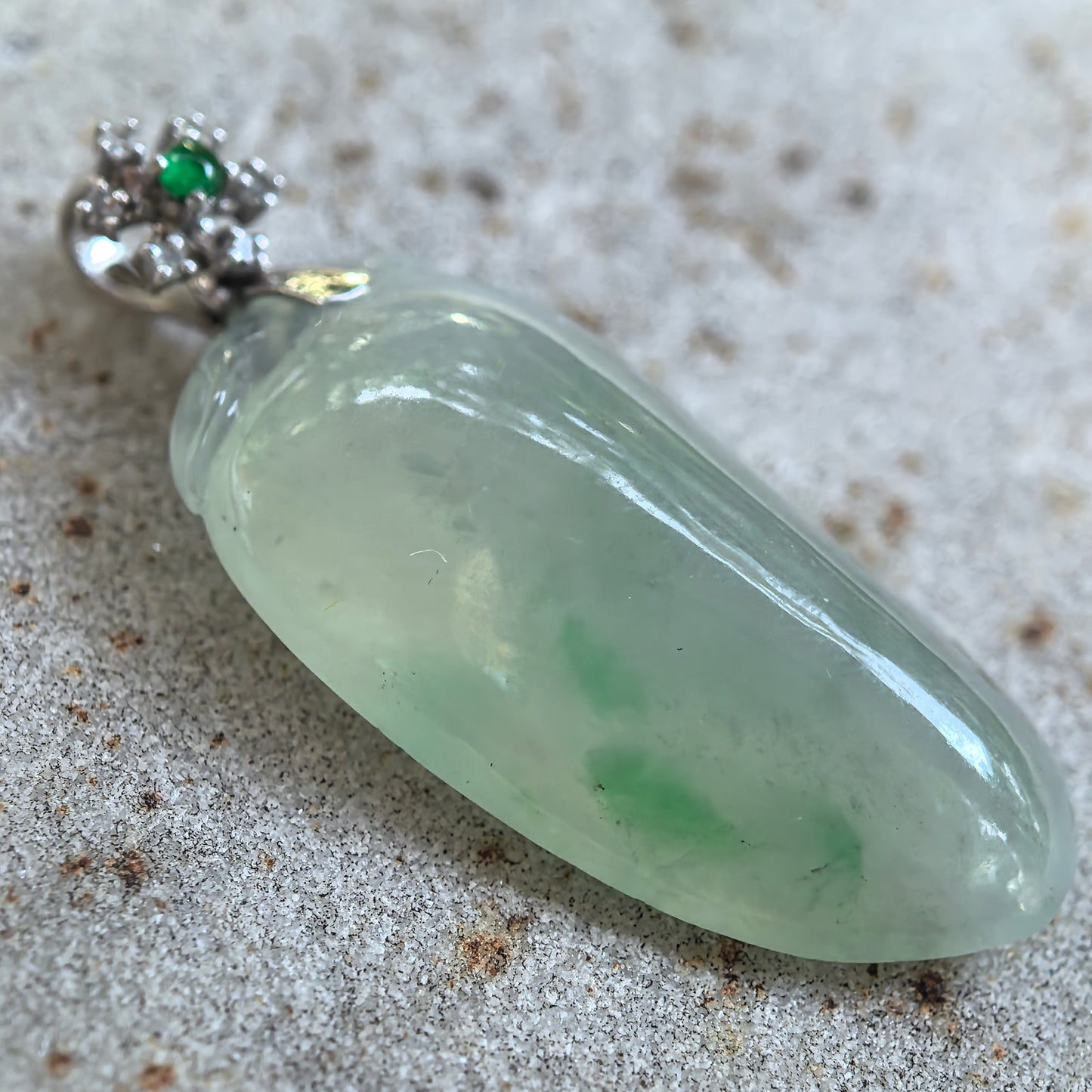 Natural Grade-A Icy Glutinous Light Green Melon Jadeite Pendant · Burmese Jade