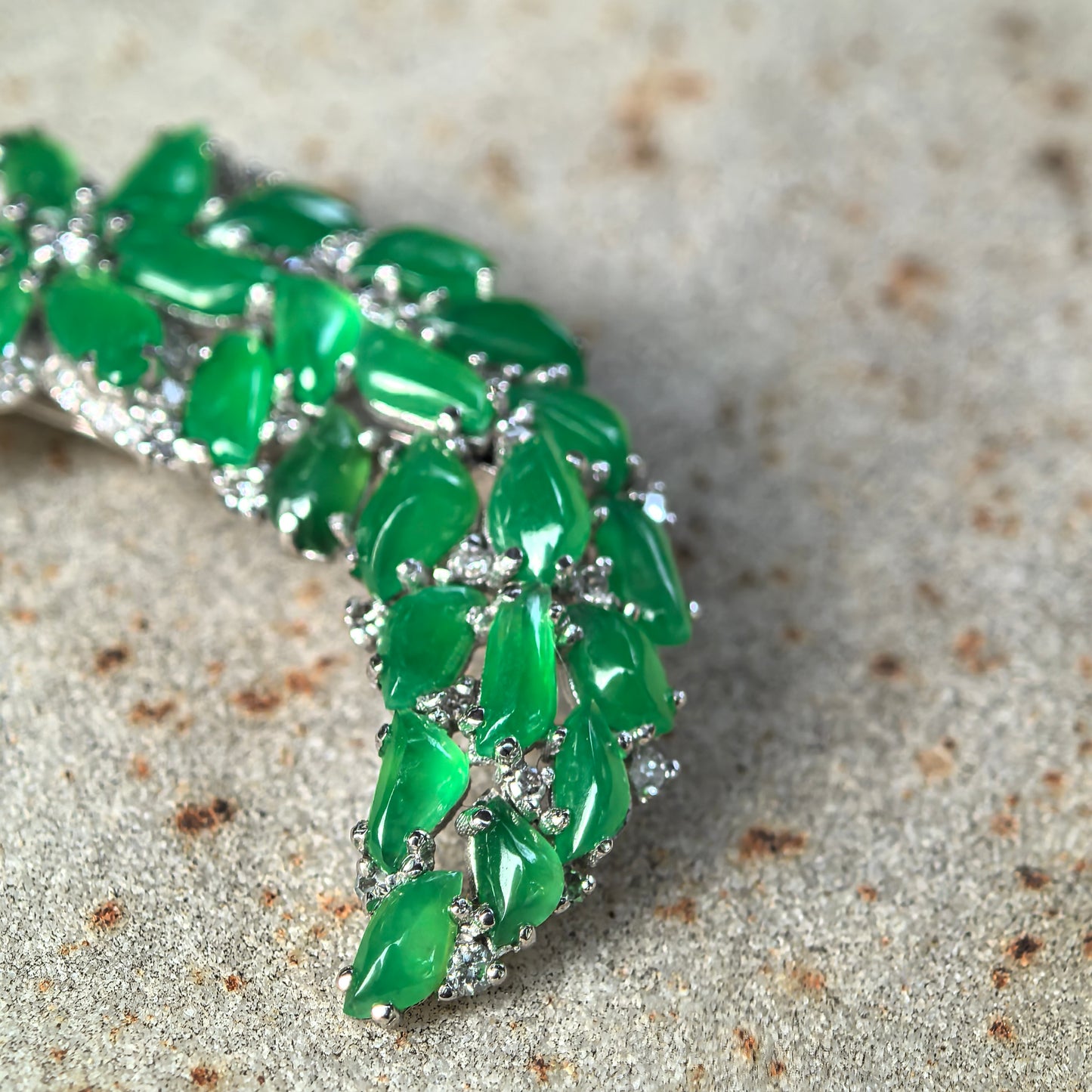 Natural Grade-A Icy Green 18K Gold Jadeite Brooch · Burmese Jade