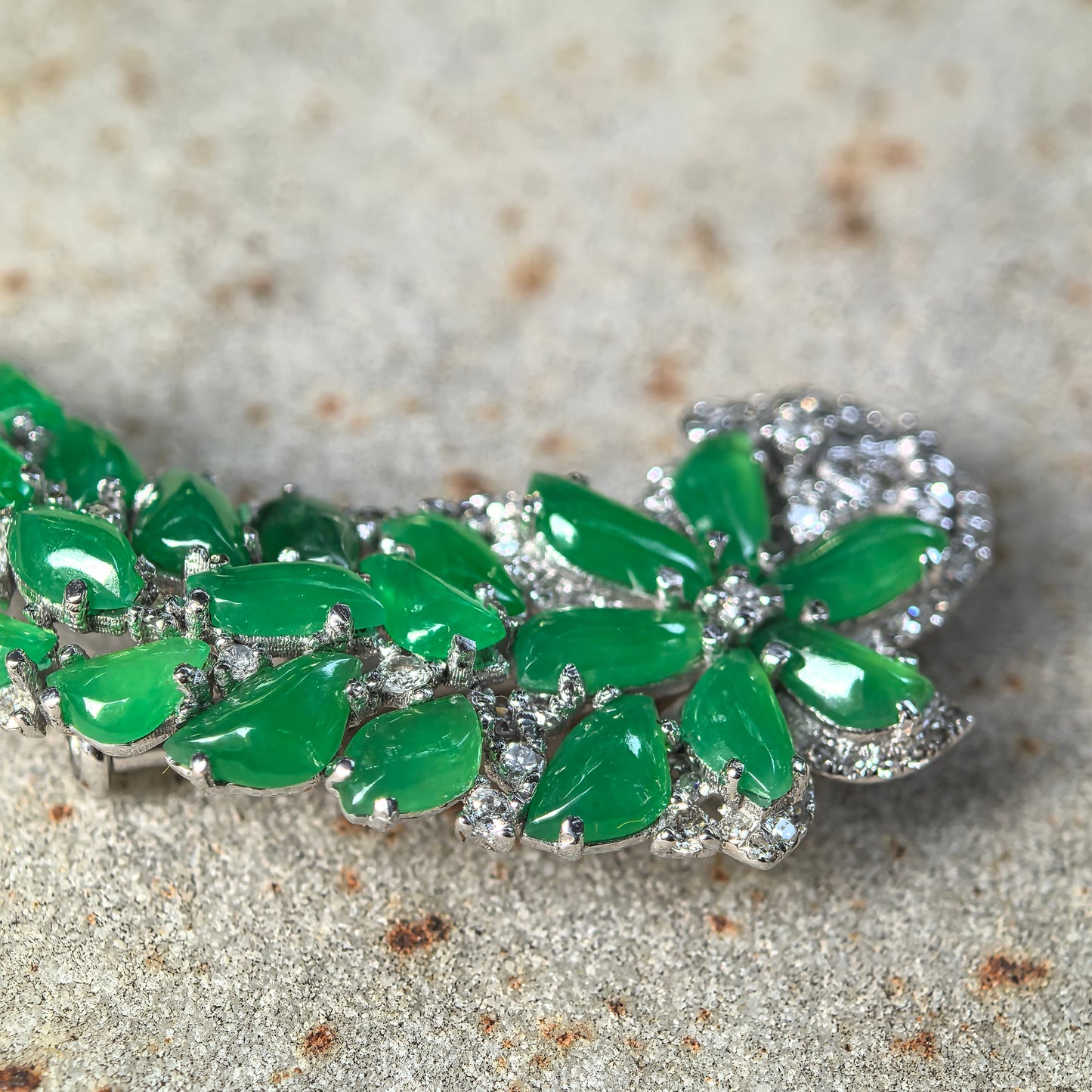 Natural Grade-A Icy Green 18K Gold Jadeite Brooch · Burmese Jade