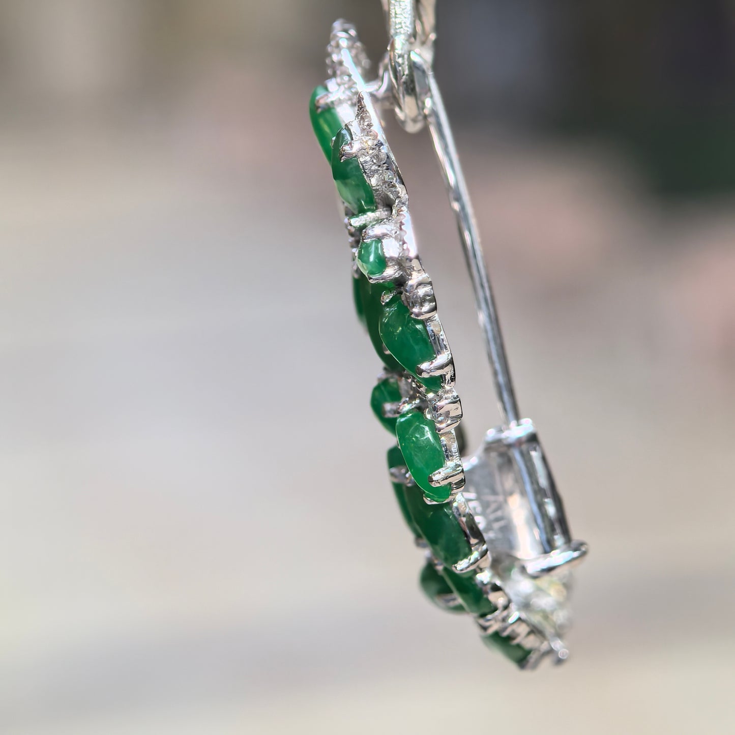 Natural Grade-A Icy Green 18K Gold Jadeite Brooch · Burmese Jade