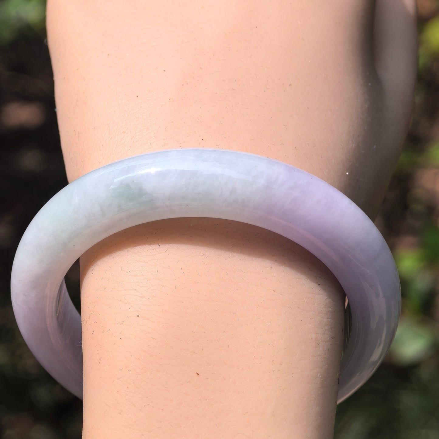 Natural Grade-A Jadeite Fine Glutinous Lavender and Light Green D-Shape Bangle · Burmese Jade 55mm