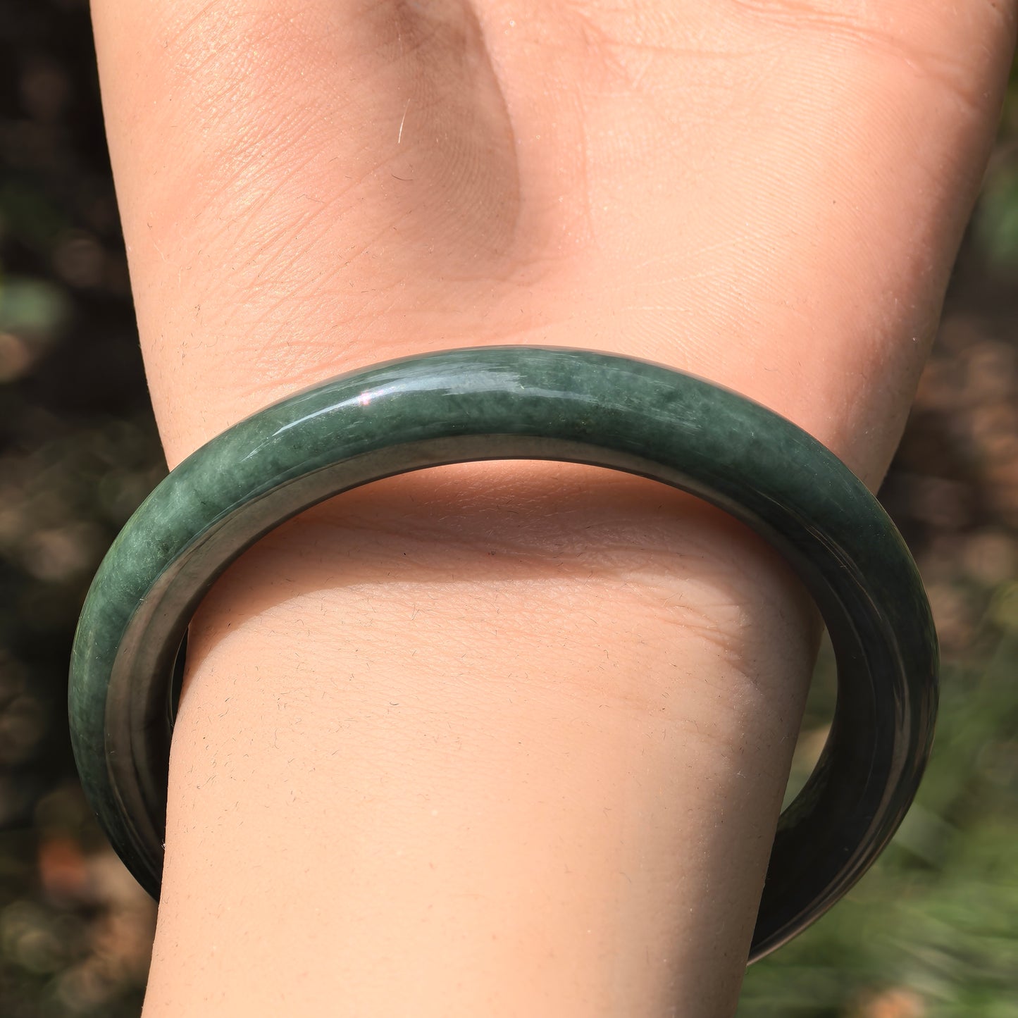 Natural Grade-A Jadeite Glutinous Dark Oil Green Round Bangle · Burmese Jade 55mm