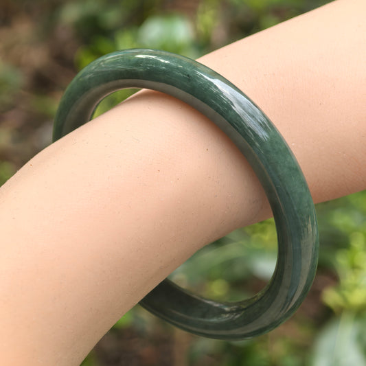 Natural Grade-A Jadeite Glutinous Dark Oil Green Round Bangle · Burmese Jade 55mm