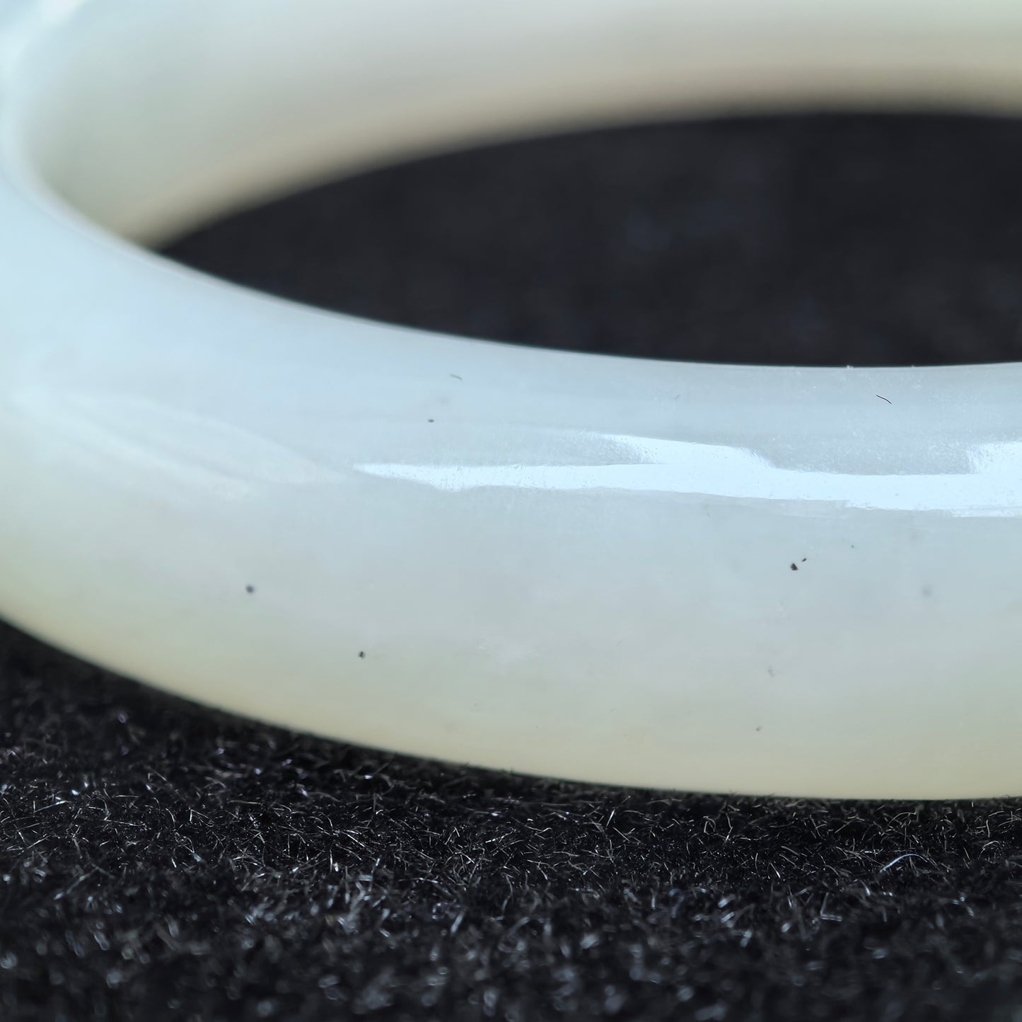 Natural Nephrite Xinjiang White D-Shape Bangle · Hetian Jade 57mm