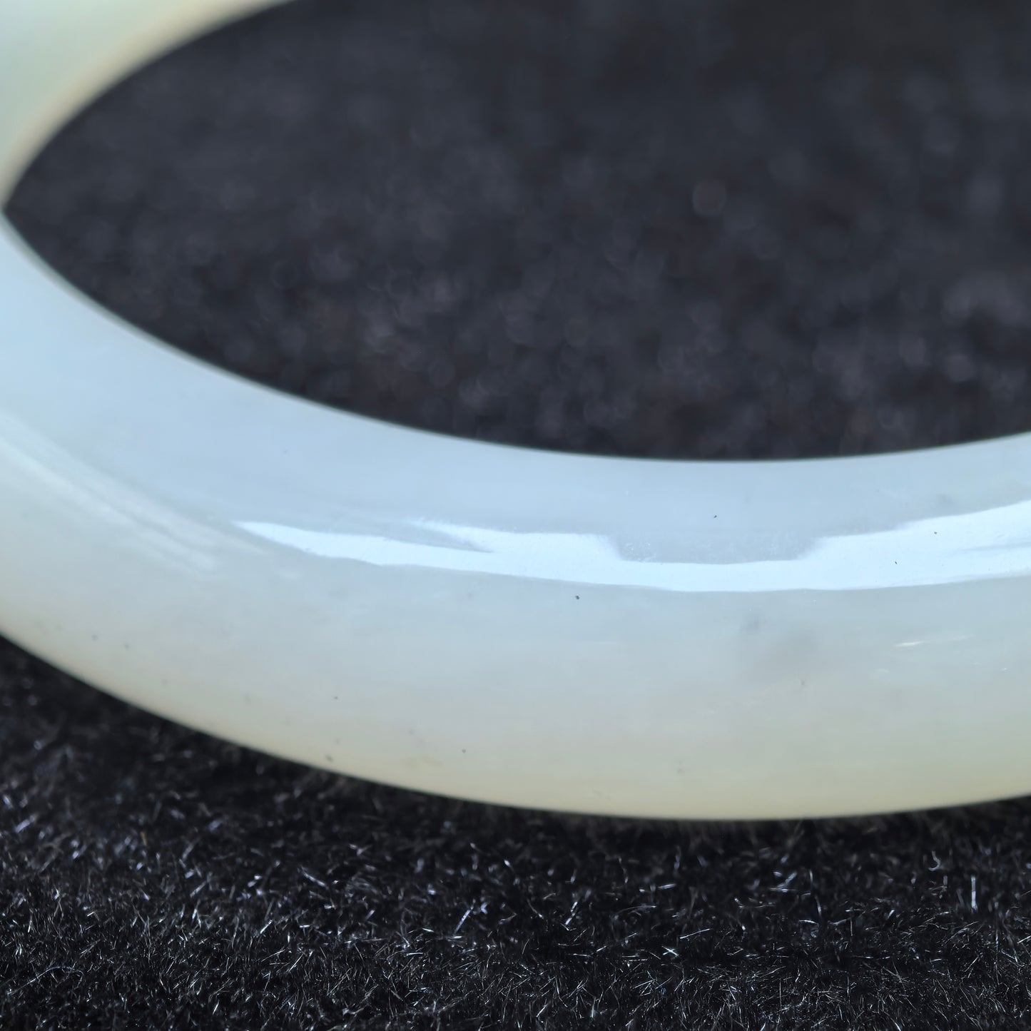 Natural Nephrite Xinjiang White D-Shape Bangle · Hetian Jade 57mm