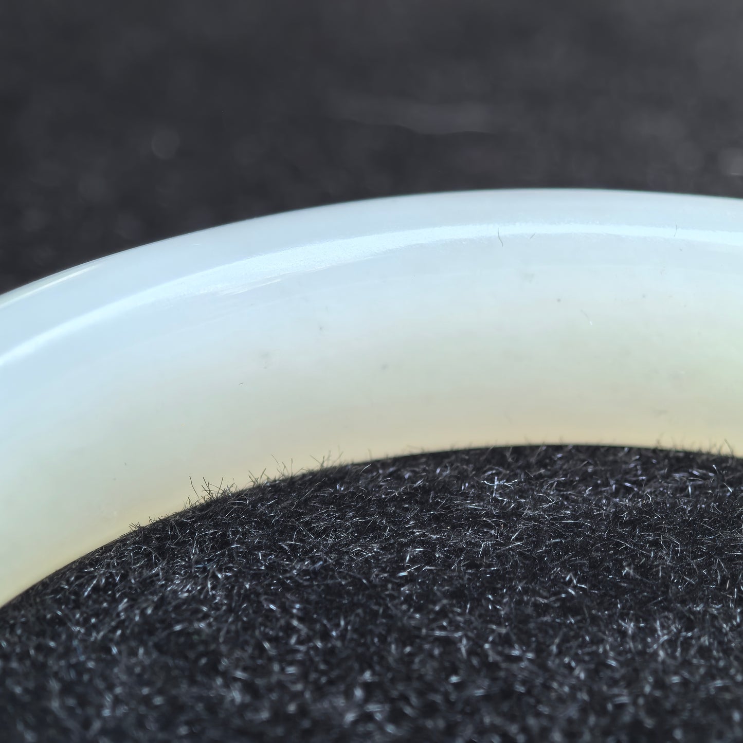 Natural Nephrite Xinjiang White D-Shape Bangle · Hetian Jade 57mm