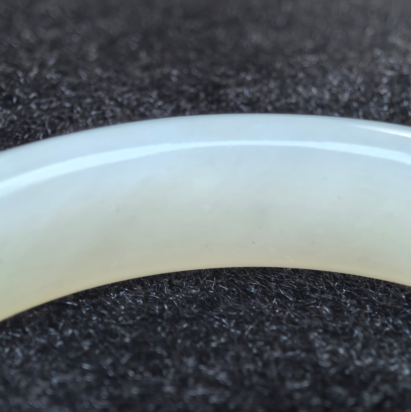 Natural Nephrite Xinjiang White D-Shape Bangle · Hetian Jade 57mm