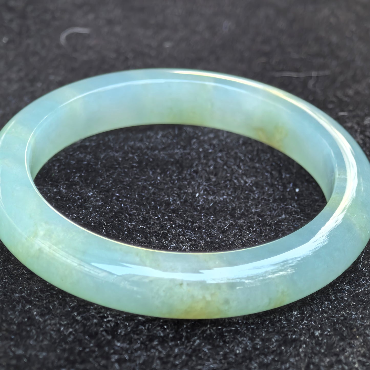 Natural Grade-A Jadeite Mint Green D-Shape Bangle · Burmese Jade 53mm