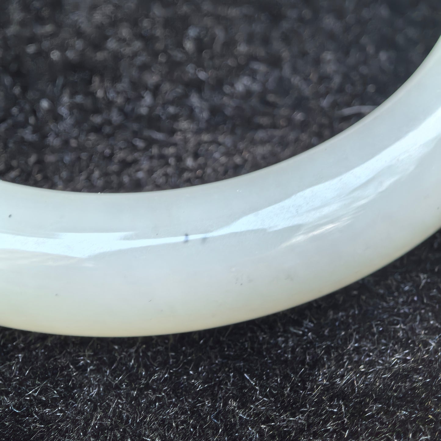 Natural Nephrite Xinjiang White D-Shape Bangle · Hetian Jade 57mm