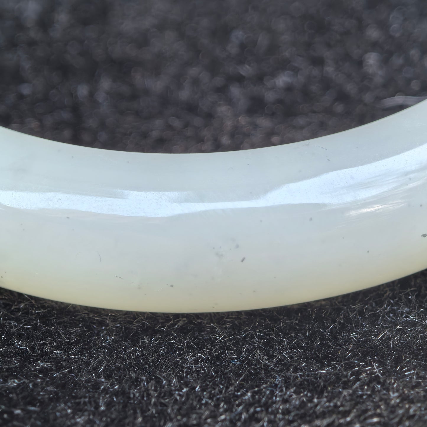 Natural Nephrite Xinjiang White D-Shape Bangle · Hetian Jade 57mm