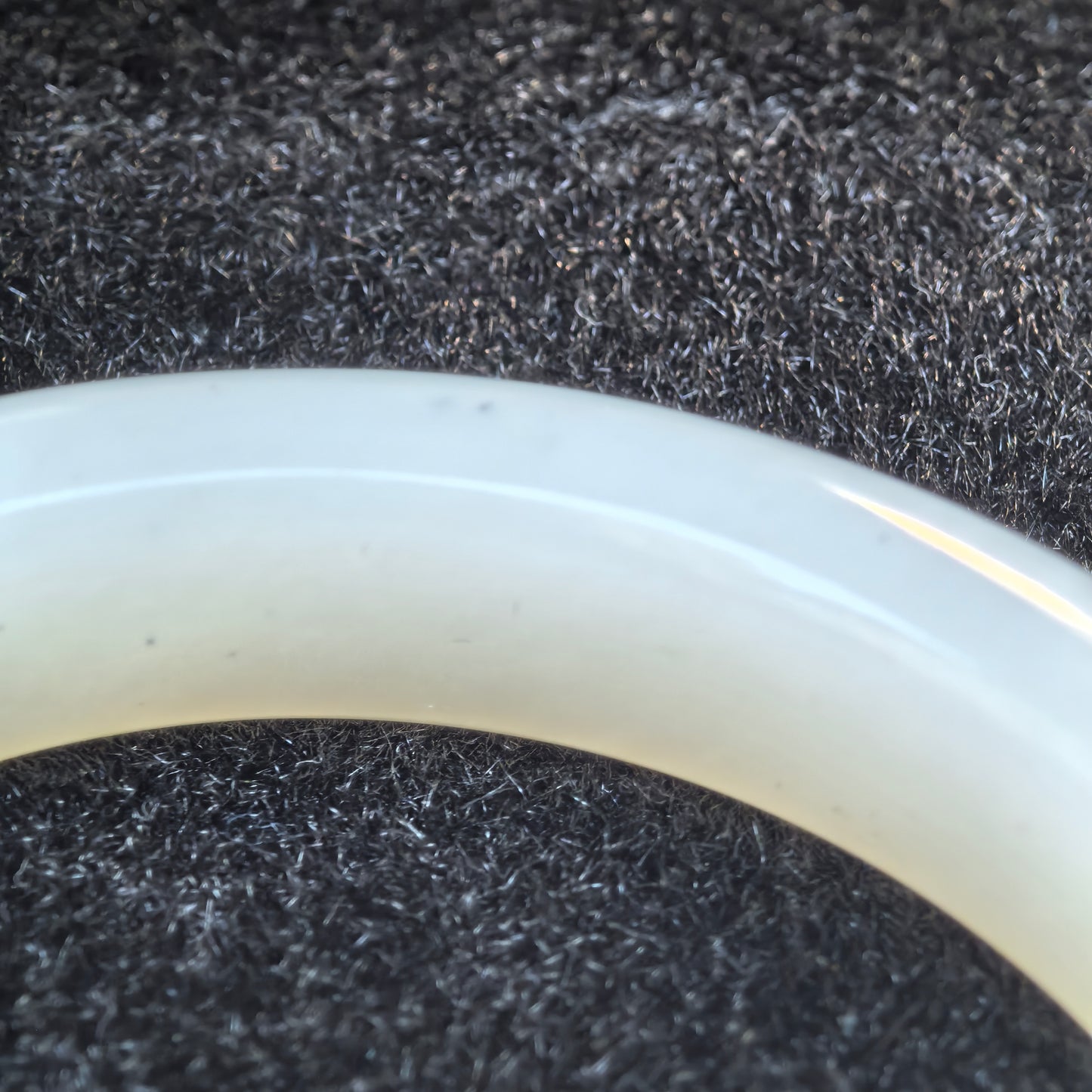Natural Nephrite Xinjiang White D-Shape Bangle · Hetian Jade 57mm