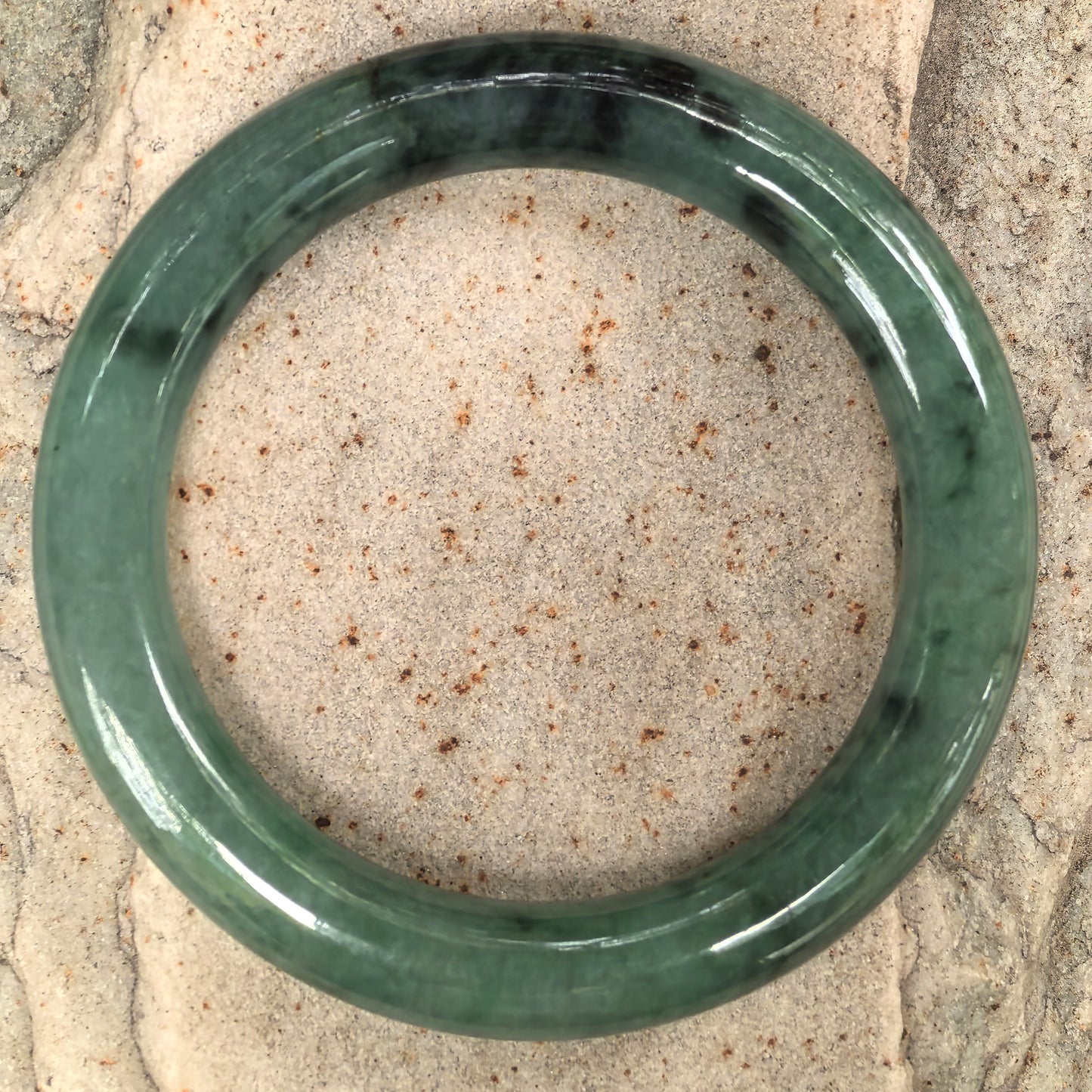 Natural Grade-A Jadeite Glutinous Oil Green Round Bangle · Burmese Jade 55mm
