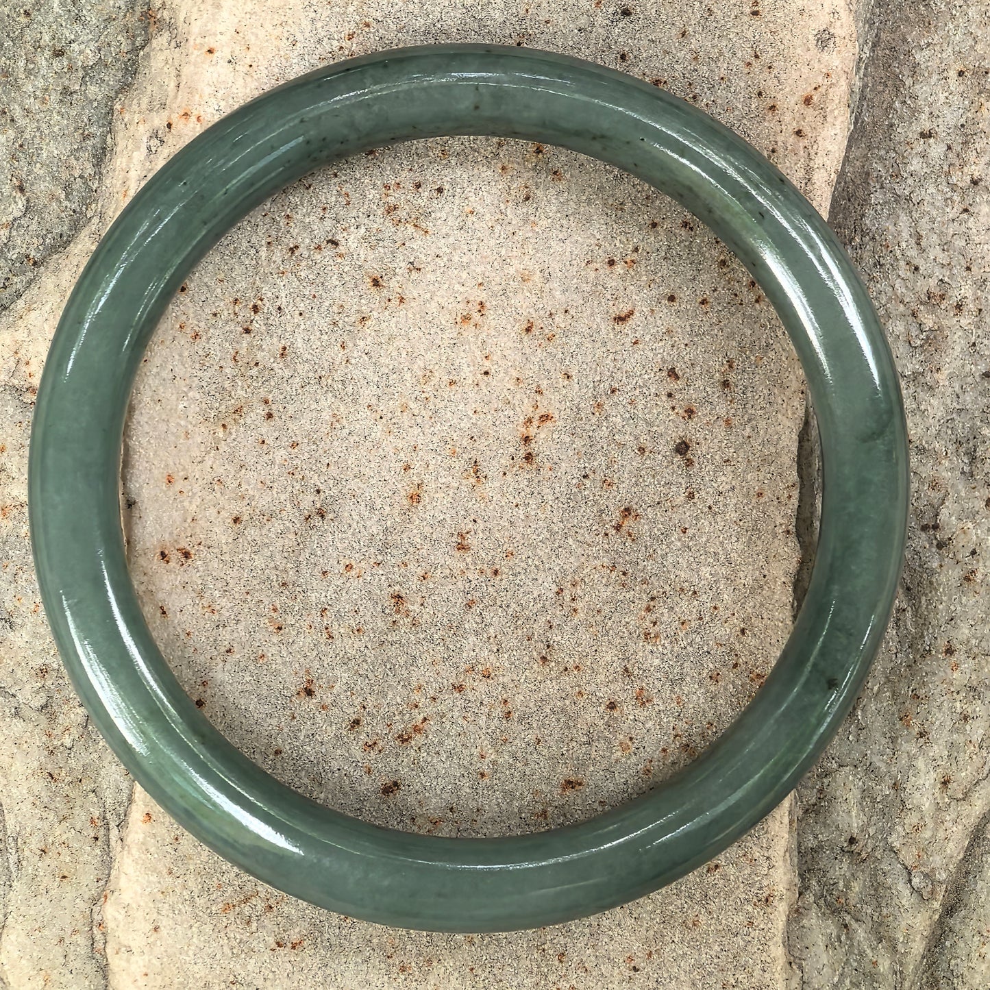 Natural Grade-A Jadeite Oil Green Round Bangle · Burmese Jade 58mm