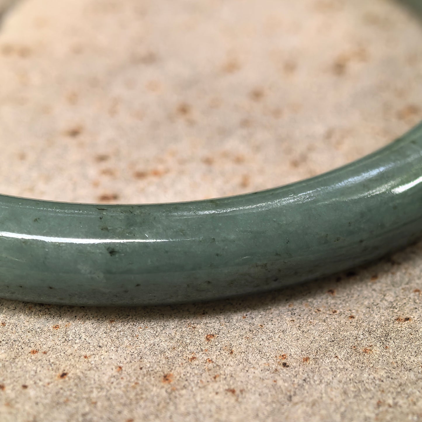 Natural Grade-A Jadeite Oil Green Round Bangle · Burmese Jade 58mm