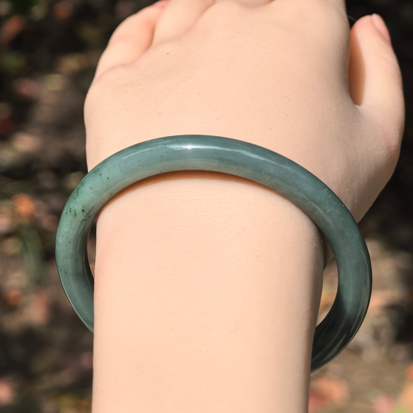 Natural Grade-A Jadeite Oil Green Round Bangle · Burmese Jade 58mm