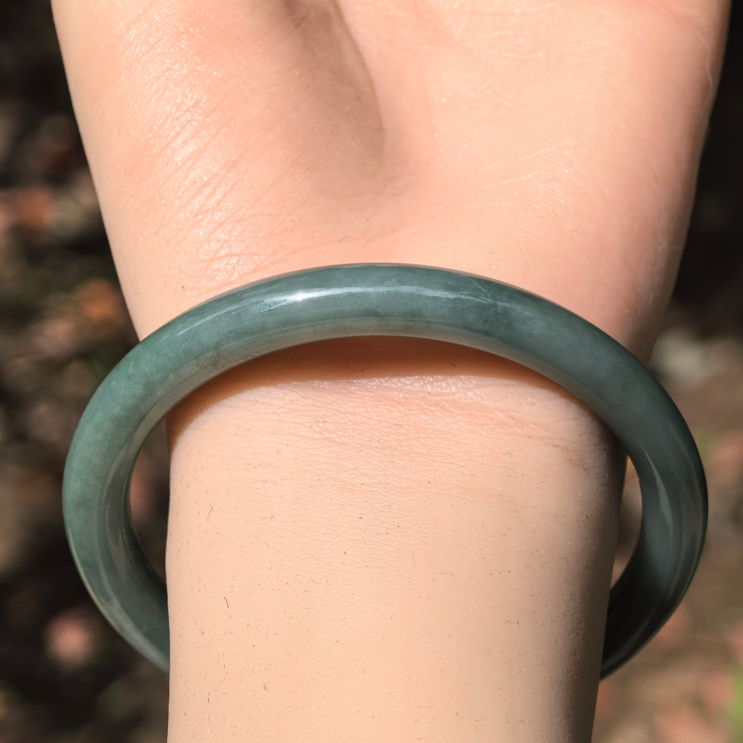 Natural Grade-A Jadeite Oil Green Round Bangle · Burmese Jade 58mm