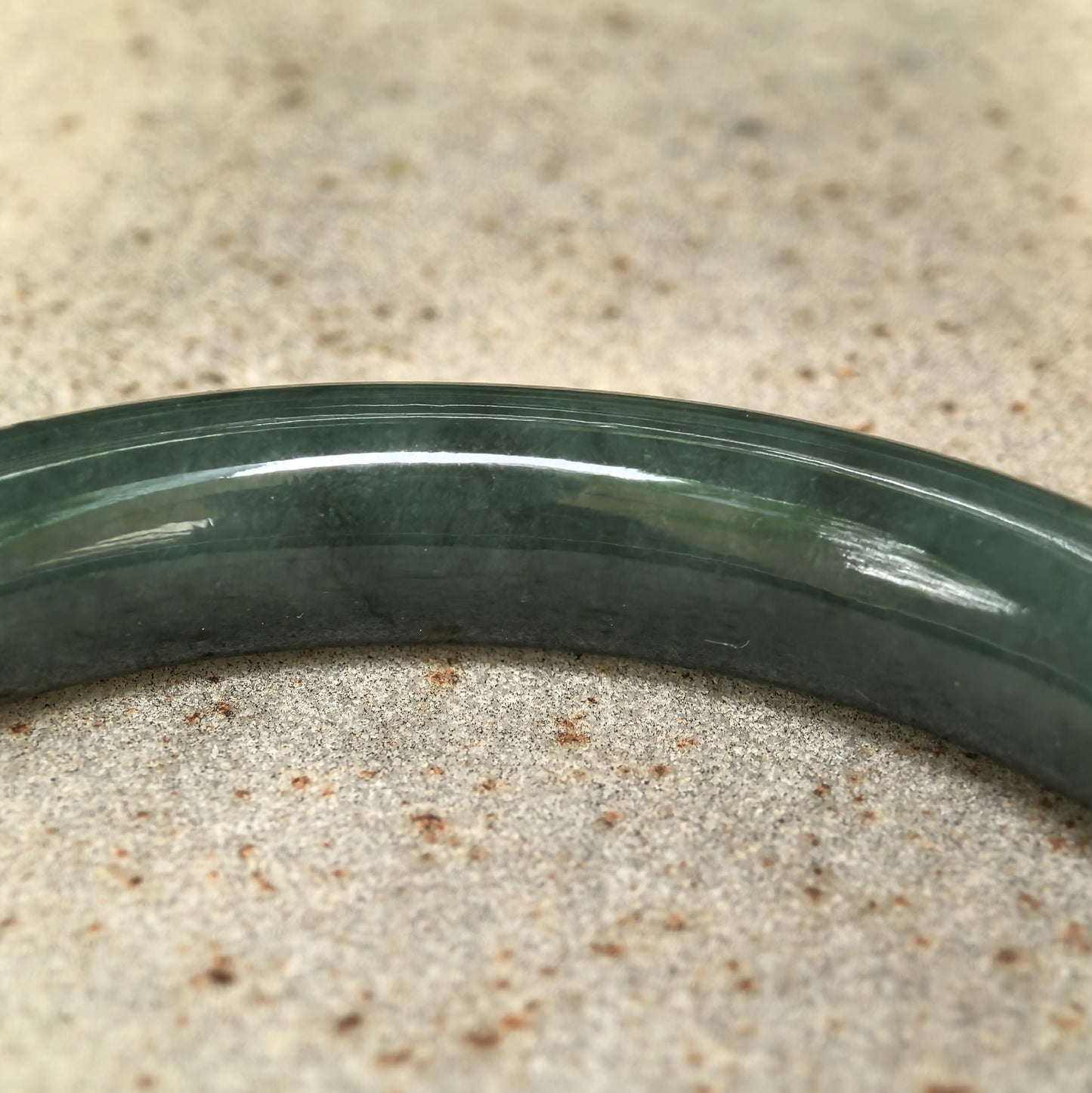 Natural Grade-A Jadeite Glutinous Dark Oil Green Round Bangle · Burmese Jade 55mm
