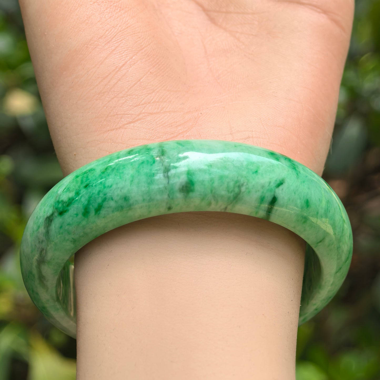 Natural Grade-A Jadeite Bean-Glutinous Green Tire D-shape Bangle · Burmese Jade 57mm
