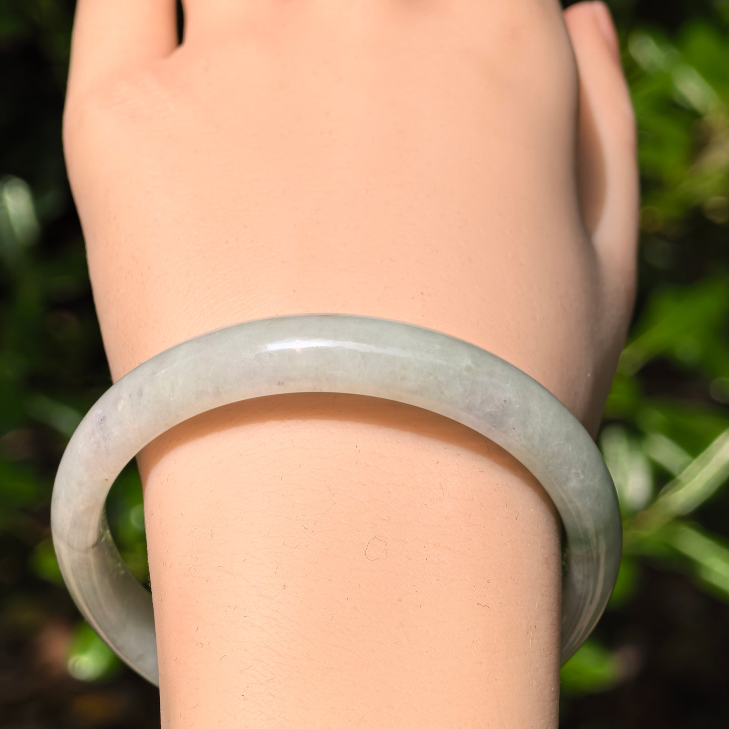 Natural Grade-A Jadeite Glutinous Pale Green D-Shape Bangle · Burmese Jade 57mm