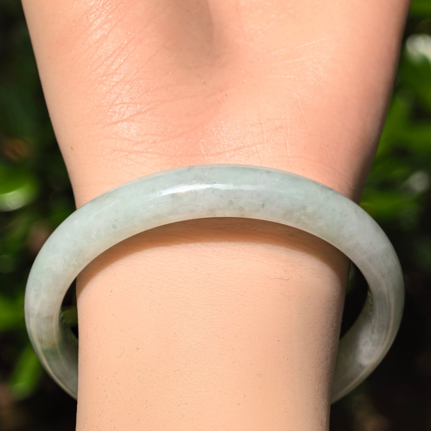 Natural Grade-A Jadeite Glutinous Pale Green D-Shape Bangle · Burmese Jade 57mm