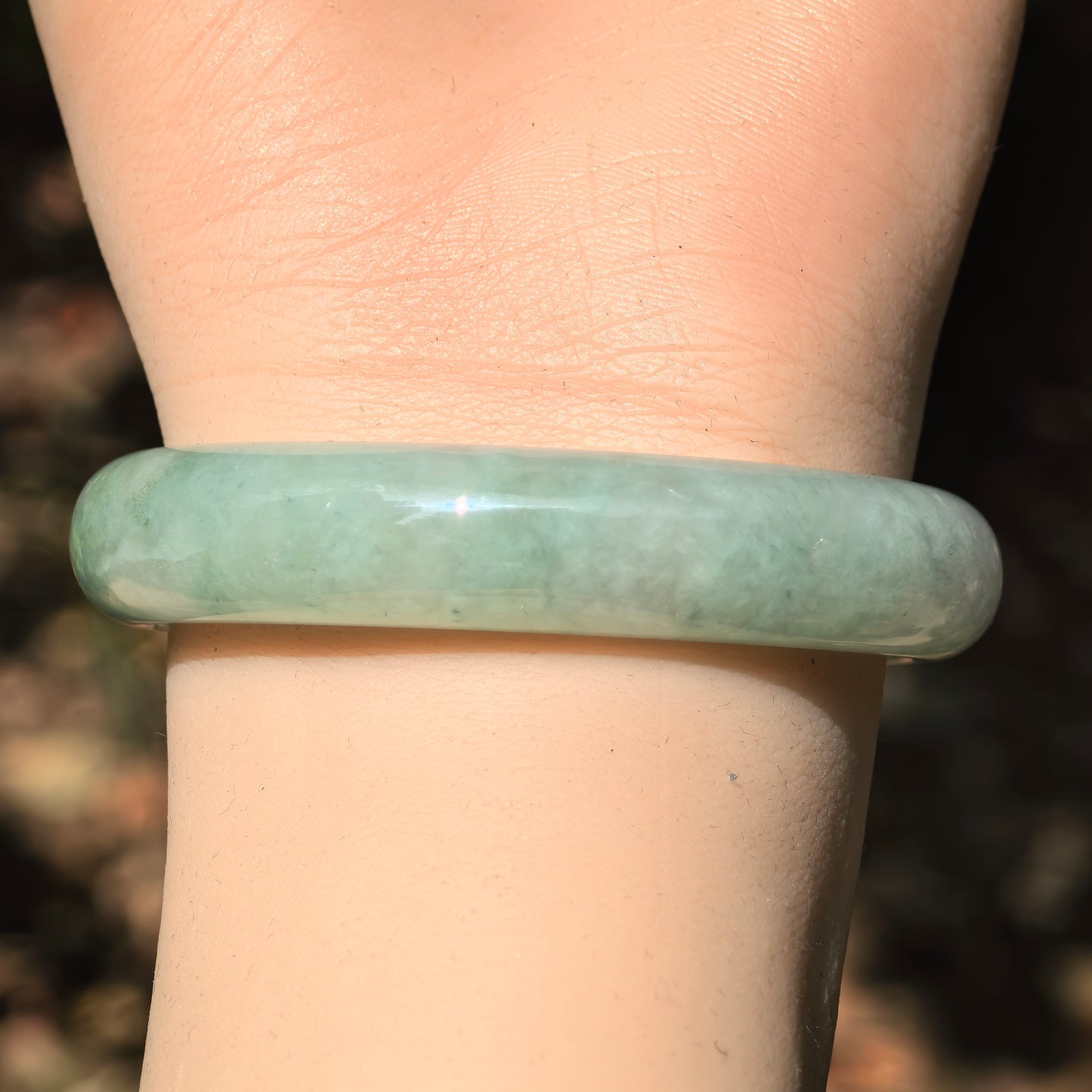 Natural Grade-A Jadeite Glutinous Icy Mint Green D-Shape Bangle · Burmese Jade 50mm