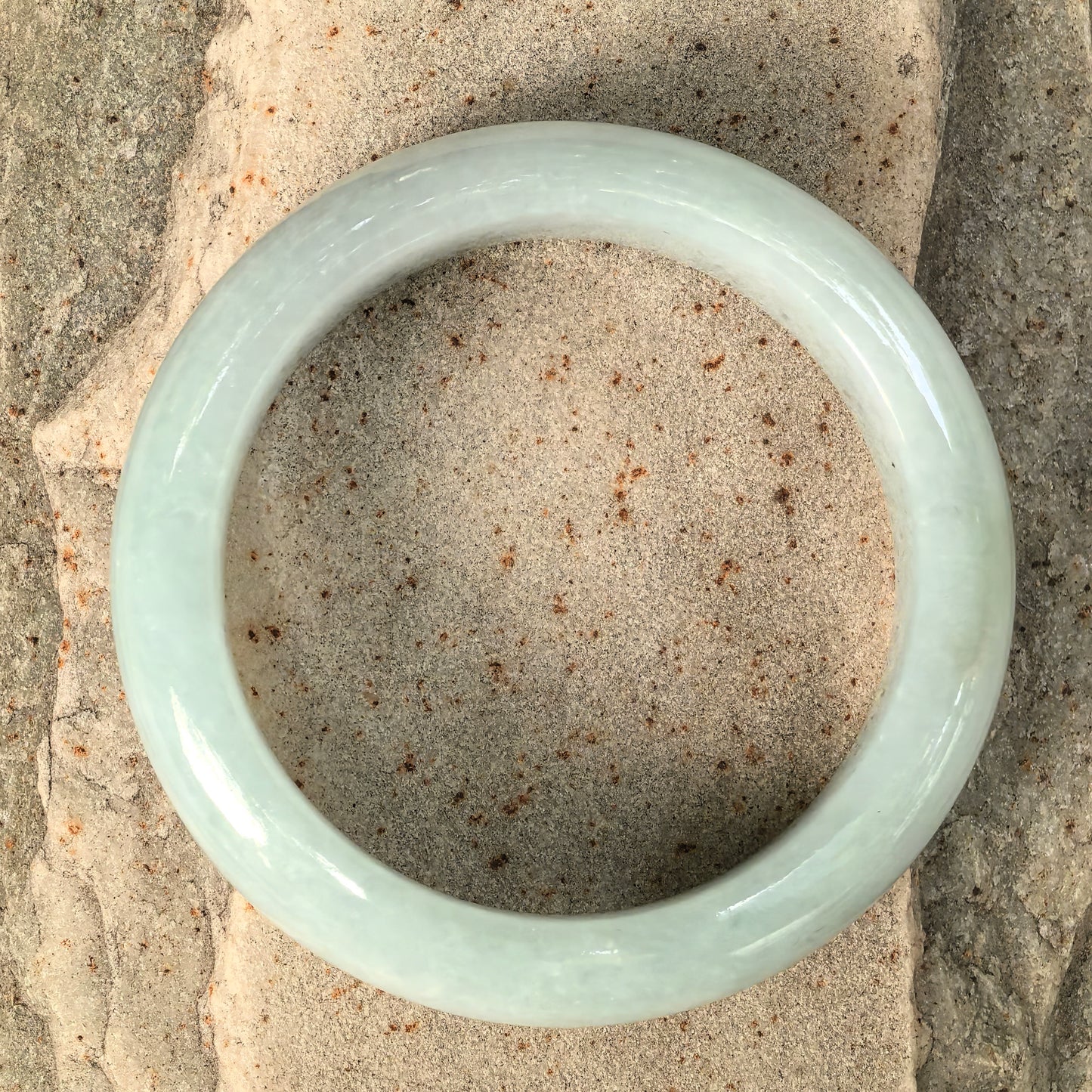 Natural Grade-A Jadeite Fine Glutinous Pale Green D-Shape Bangle · Burmese Jade 54mm