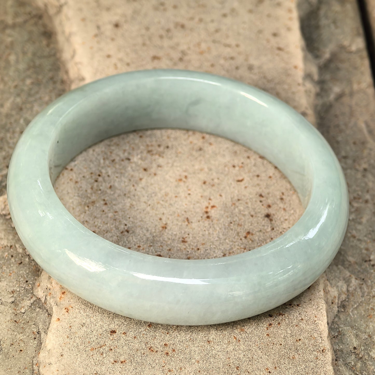 Natural Grade-A Jadeite Fine Glutinous Pale Green D-Shape Bangle · Burmese Jade 54mm
