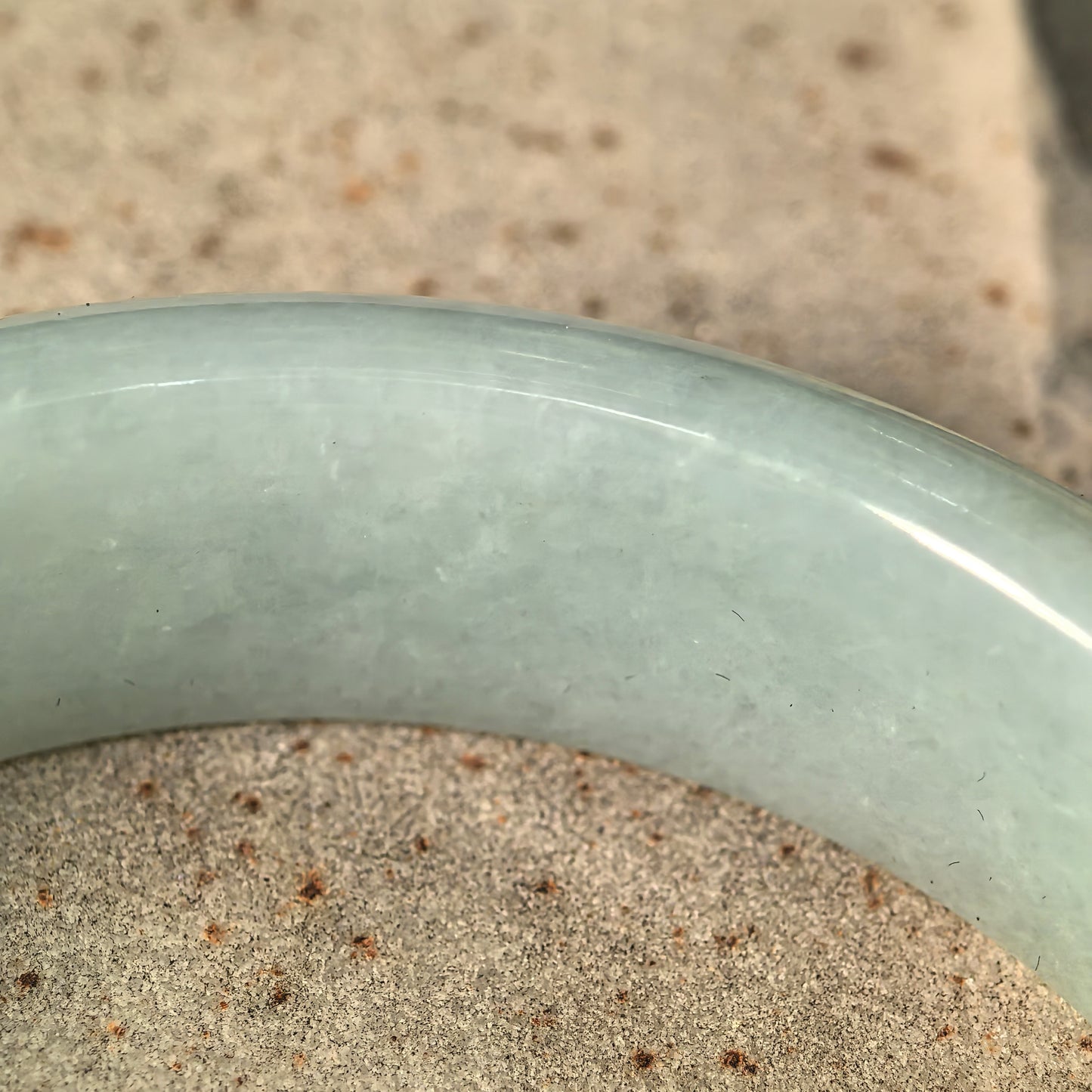 Natural Grade-A Jadeite Fine Glutinous Pale Green D-Shape Bangle · Burmese Jade 54mm
