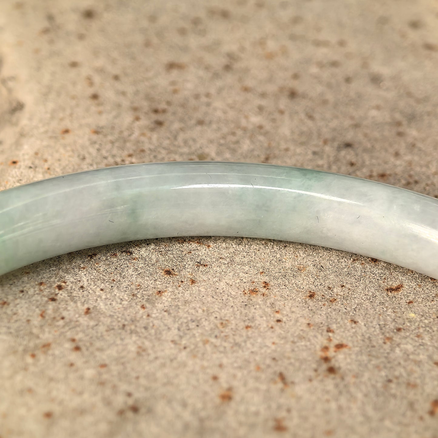 Natural Grade-A Jadeite Glutinous Pale Green Floating Green Round Bangle · Burmese Jade 62mm