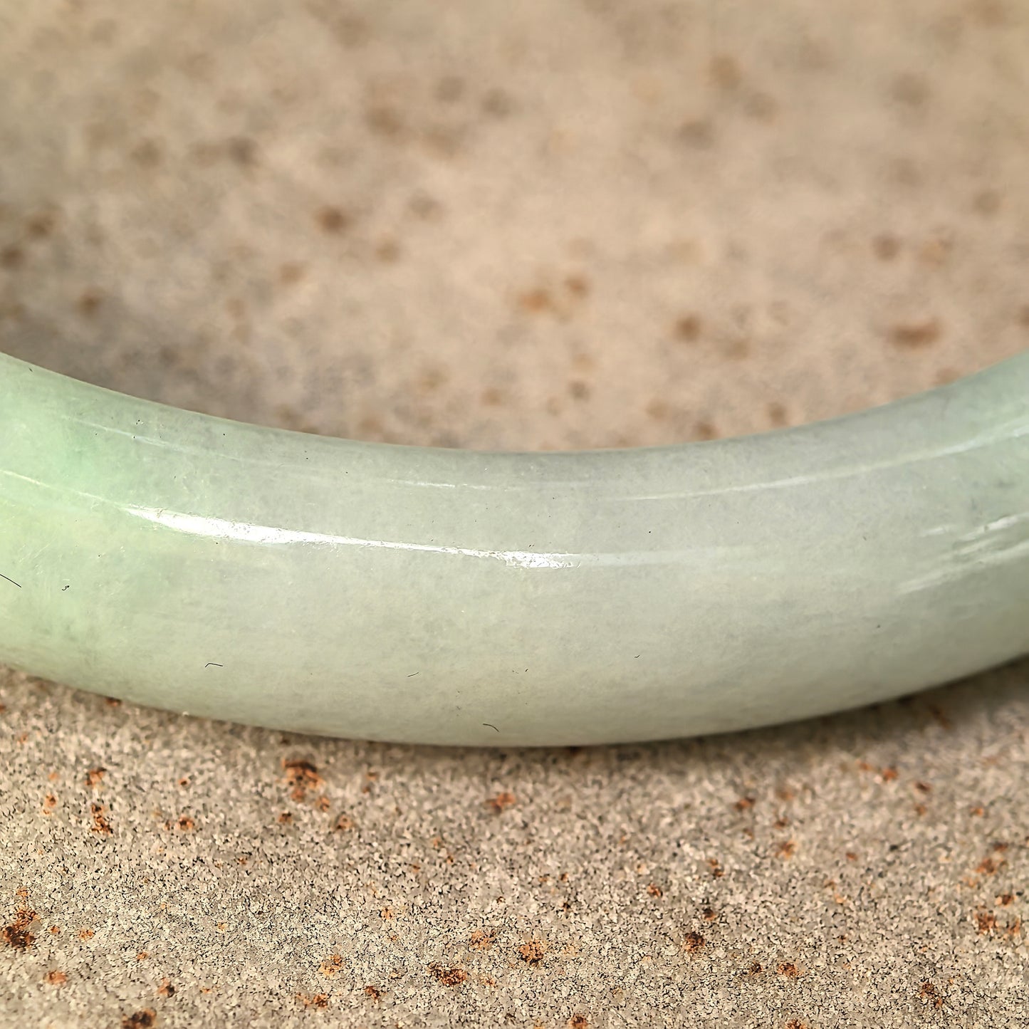Natural Grade-A Jadeite Glutinous Full Pale Green D-Shape Bangle · Burmese Jade 60mm