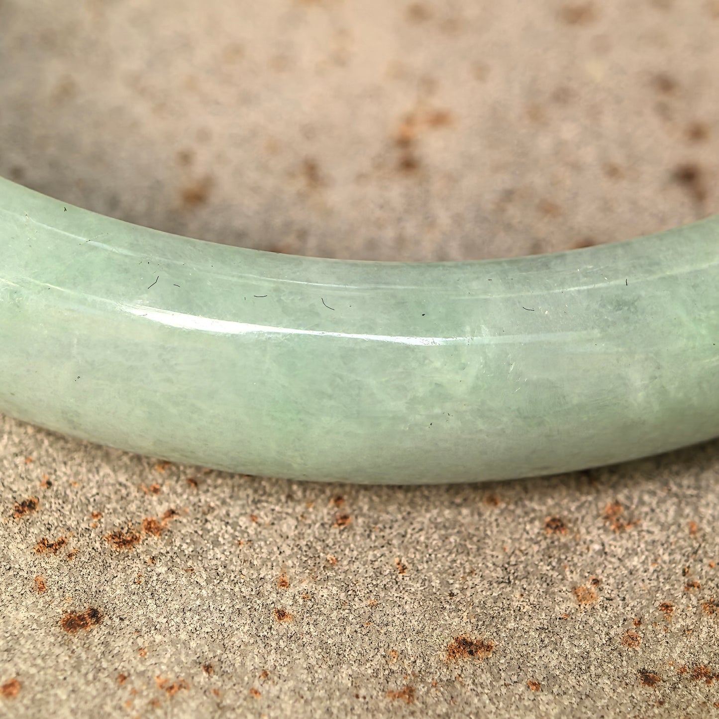 Natural Grade-A Jadeite Glutinous Full Pale Green D-Shape Bangle · Burmese Jade 60mm