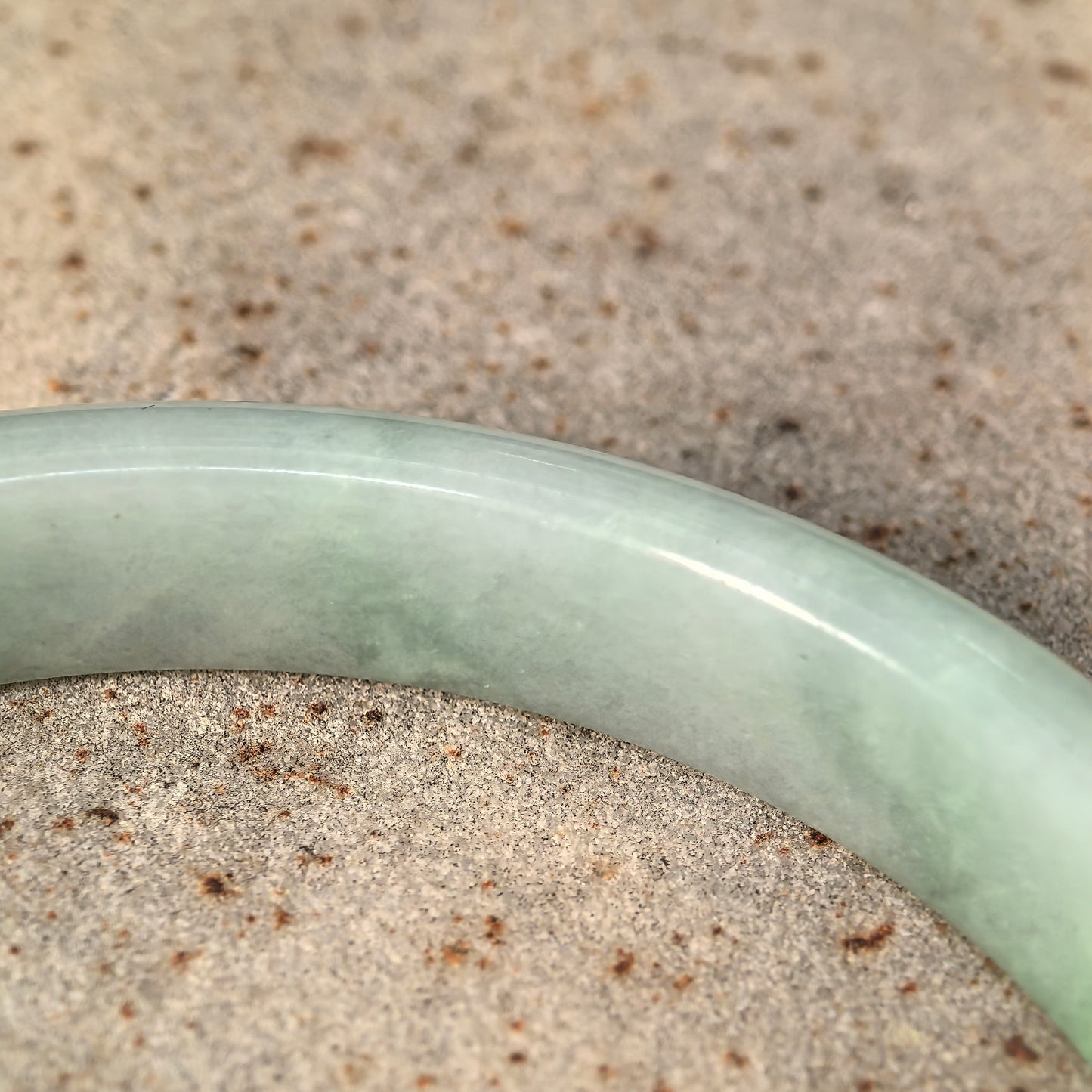Natural Grade-A Jadeite Glutinous Full Pale Green D-Shape Bangle · Burmese Jade 60mm