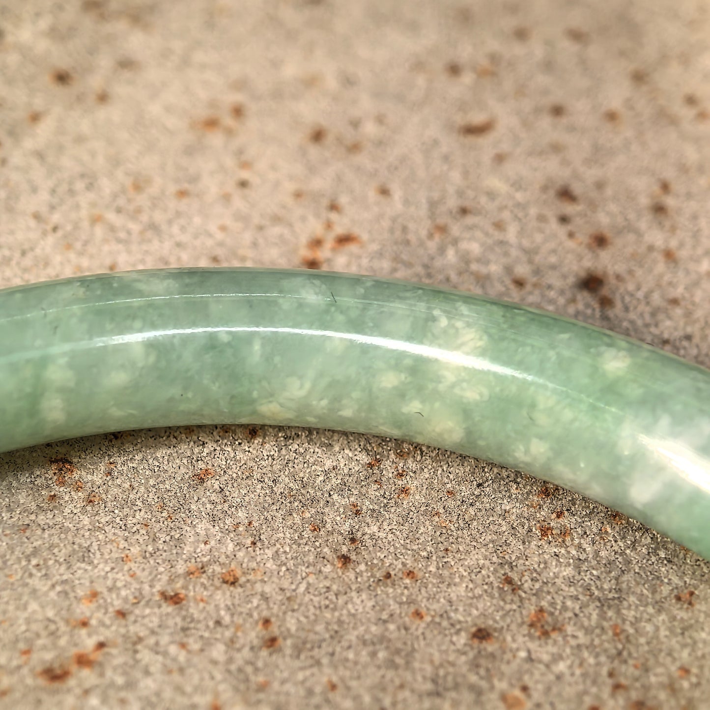 Natural Grade-A Jadeite Bean-Glutinous Full Pale Green Slim Round Bangle · Burmese Jade 56mm