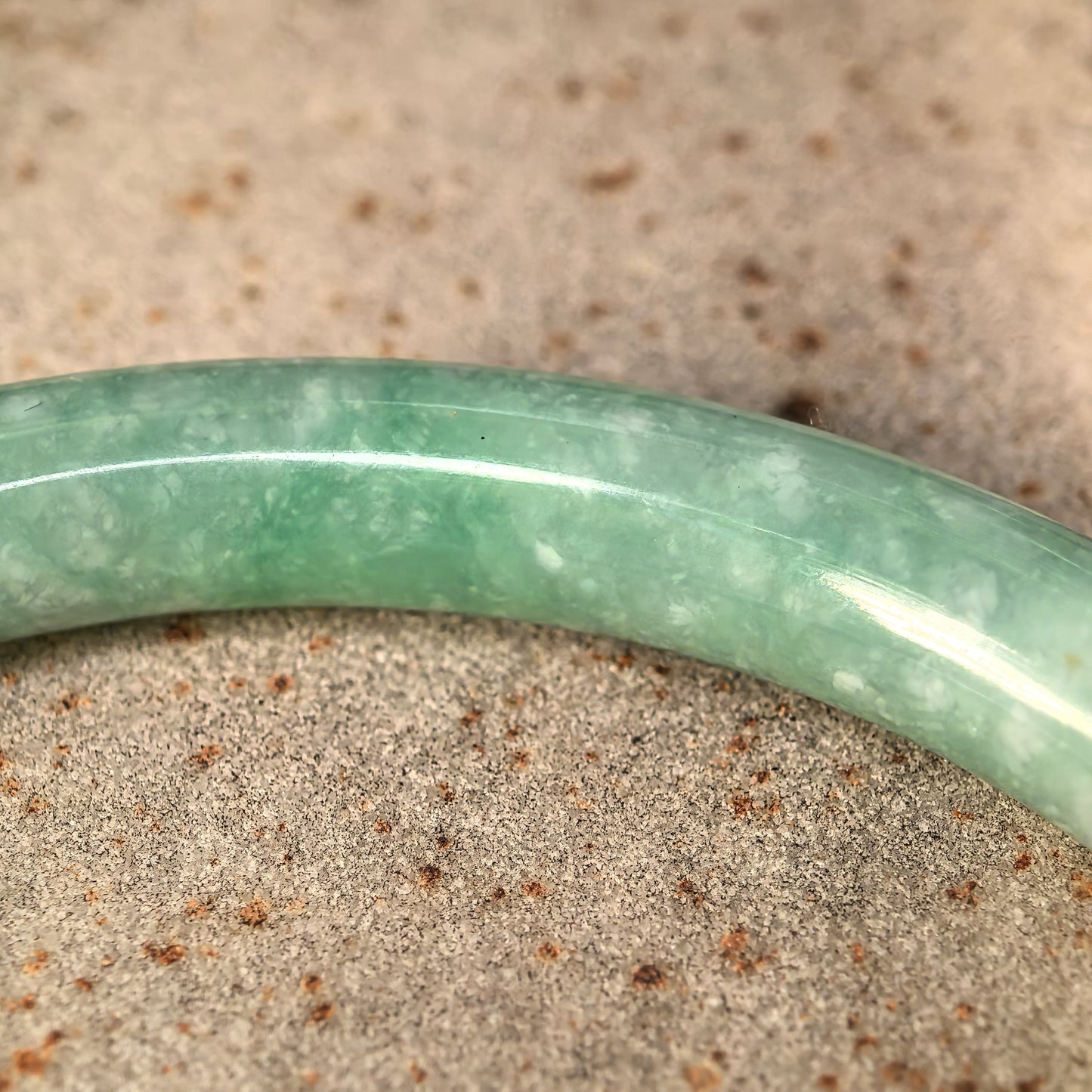 Natural Grade-A Jadeite Bean-Glutinous Full Pale Green Slim Round Bangle · Burmese Jade 56mm