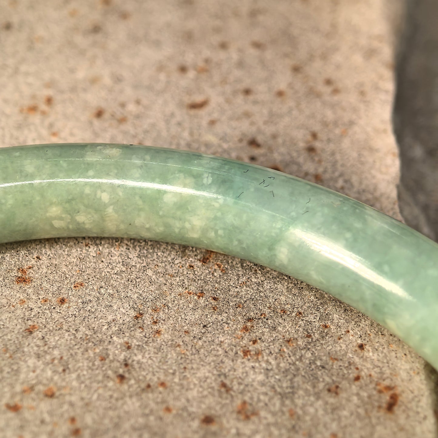 Natural Grade-A Jadeite Bean-Glutinous Full Pale Green Slim Round Bangle · Burmese Jade 56mm