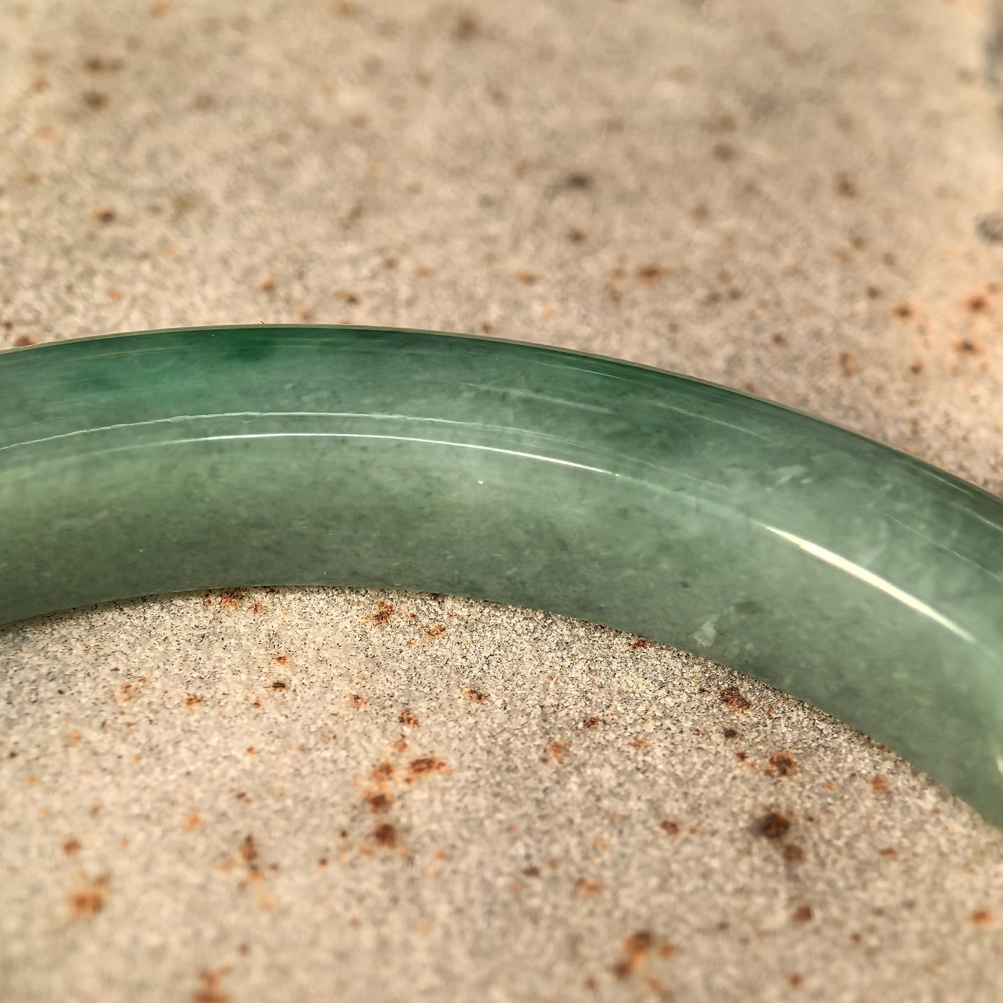 Natural Grade-A Jadeite Glutinous Light Green Base with Vivid Green D-Shape Bangle · Burmese Jade 53mm