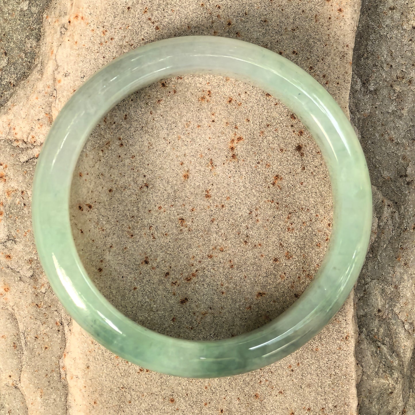 Natural Grade-A Jadeite Glutinous Icy Mint Green D-Shape Bangle · Burmese Jade 50mm