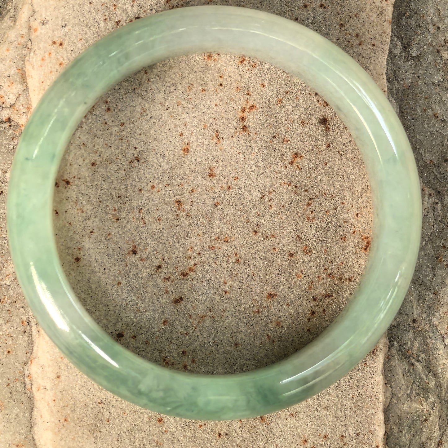 Natural Grade-A Jadeite Glutinous Icy Mint Green D-Shape Bangle · Burmese Jade 50mm