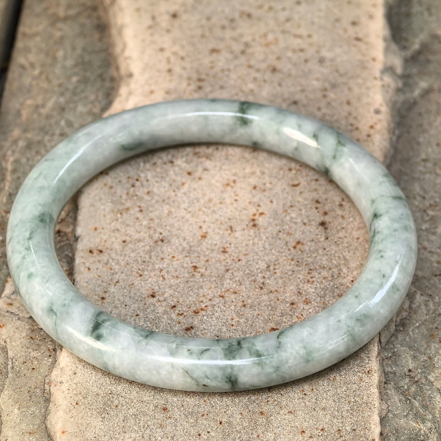 Natural Grade-A Jadeite Bean-Glutinous Blue Floating Flower Round Bangle · Burmese Jade 58mm
