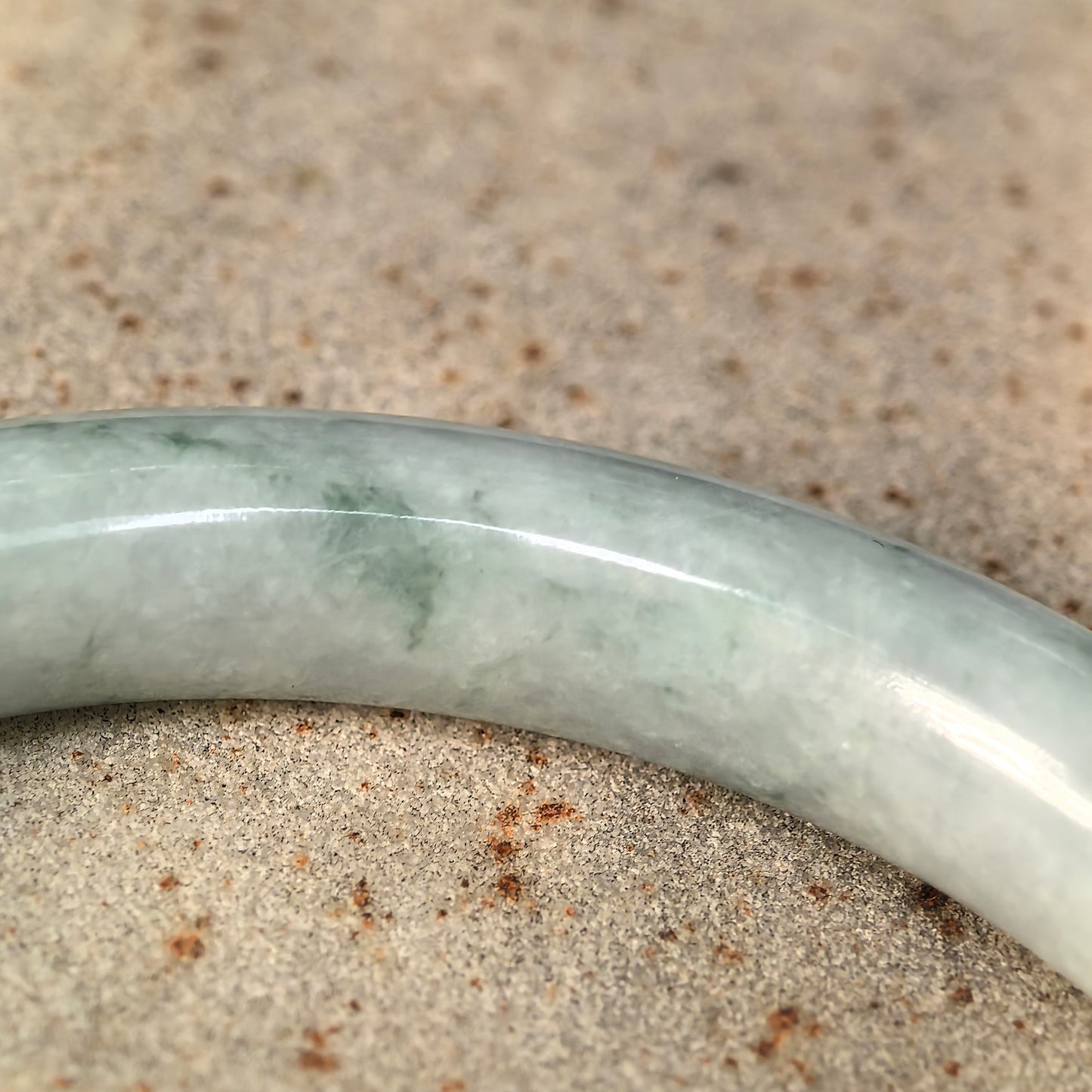 Natural Grade-A Jadeite Bean-Glutinous Blue Floating Flower Round Bangle · Burmese Jade 58mm