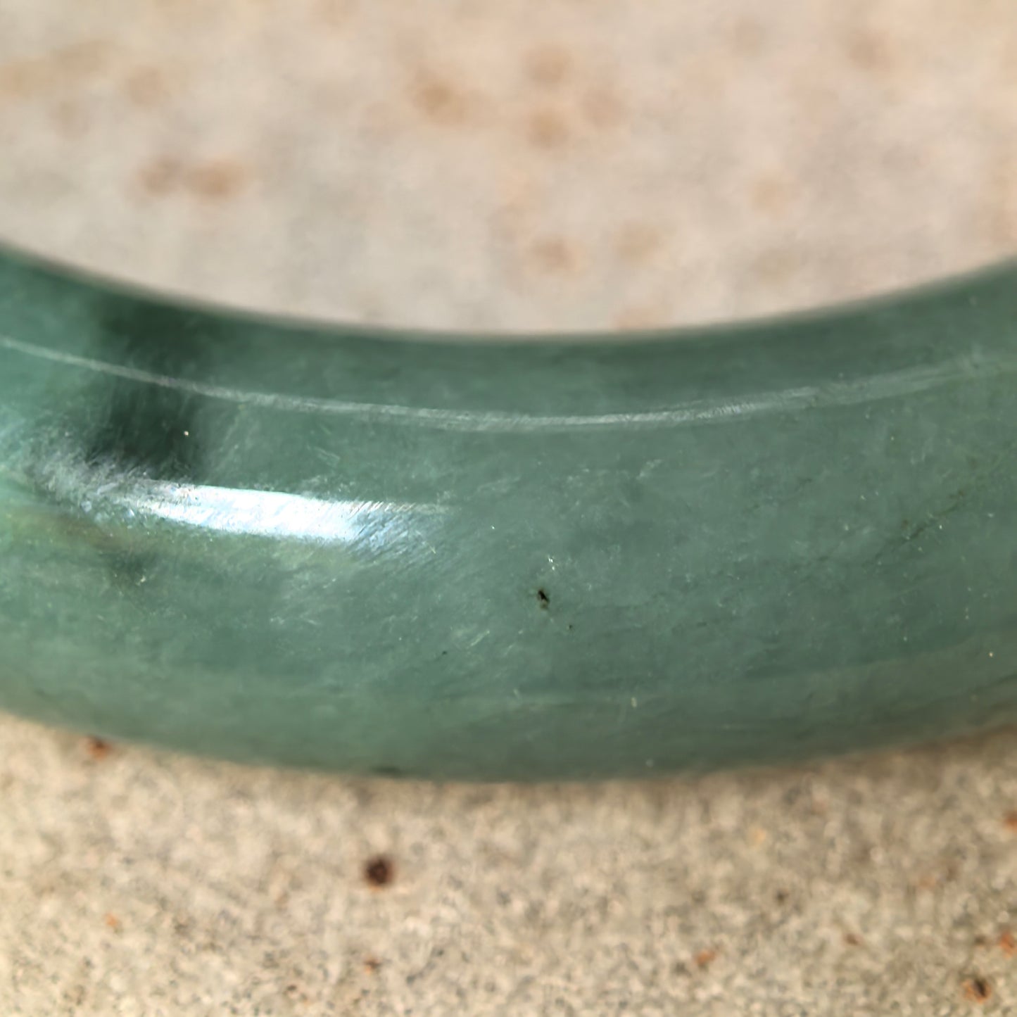 Natural Grade-A Jadeite Glutinous Oil Green Round Bangle · Burmese Jade 55mm