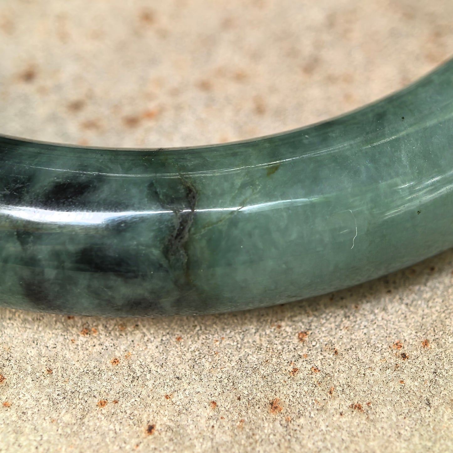 Natural Grade-A Jadeite Glutinous Oil Green Round Bangle · Burmese Jade 55mm