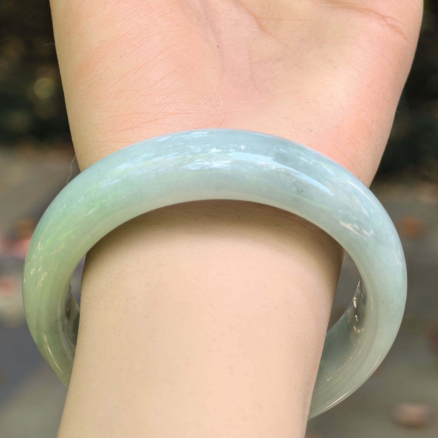 Natural Grade-A Jadeite Light Green Broad D-Shape Bangle · Burmese Jade 59mm