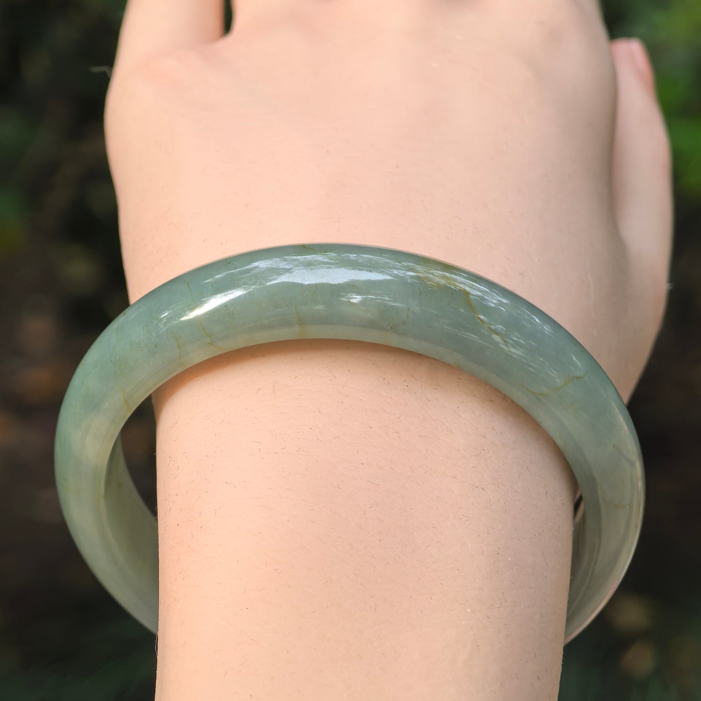 Natural Grade-A Jadeite Oil Green D-Shape Bangle · Burmese Jade 58mm
