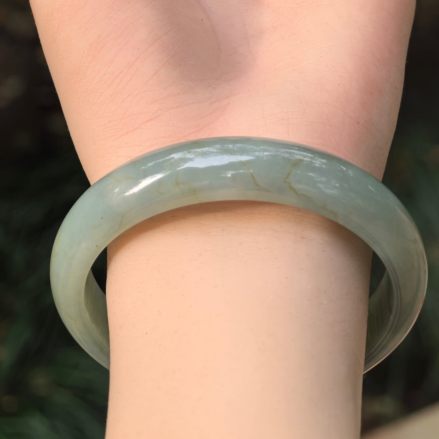 Natural Grade-A Jadeite Oil Green D-Shape Bangle · Burmese Jade 58mm