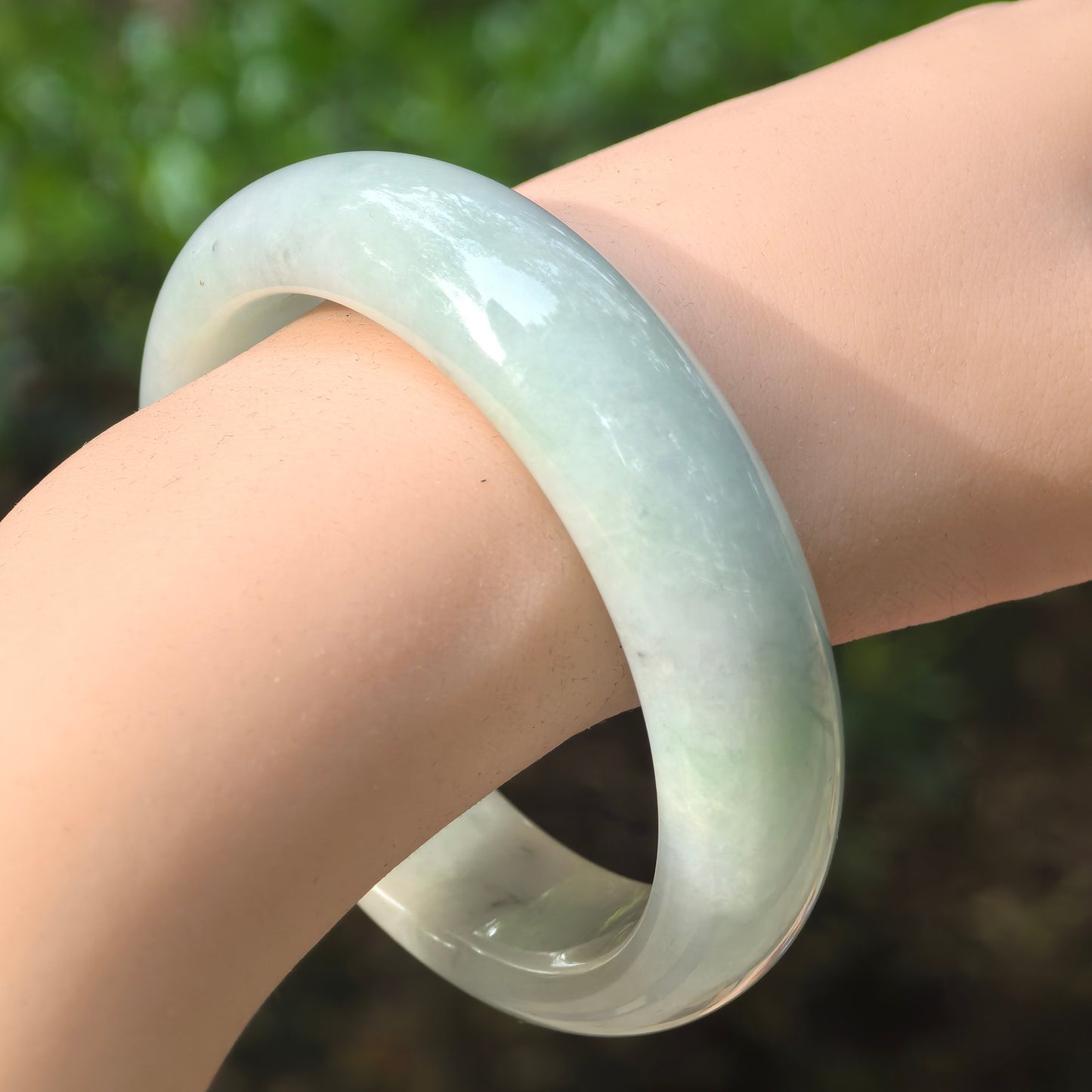 Natural Grade-A Jadeite Light Green Broad D-Shape Bangle · Burmese Jade 59mm